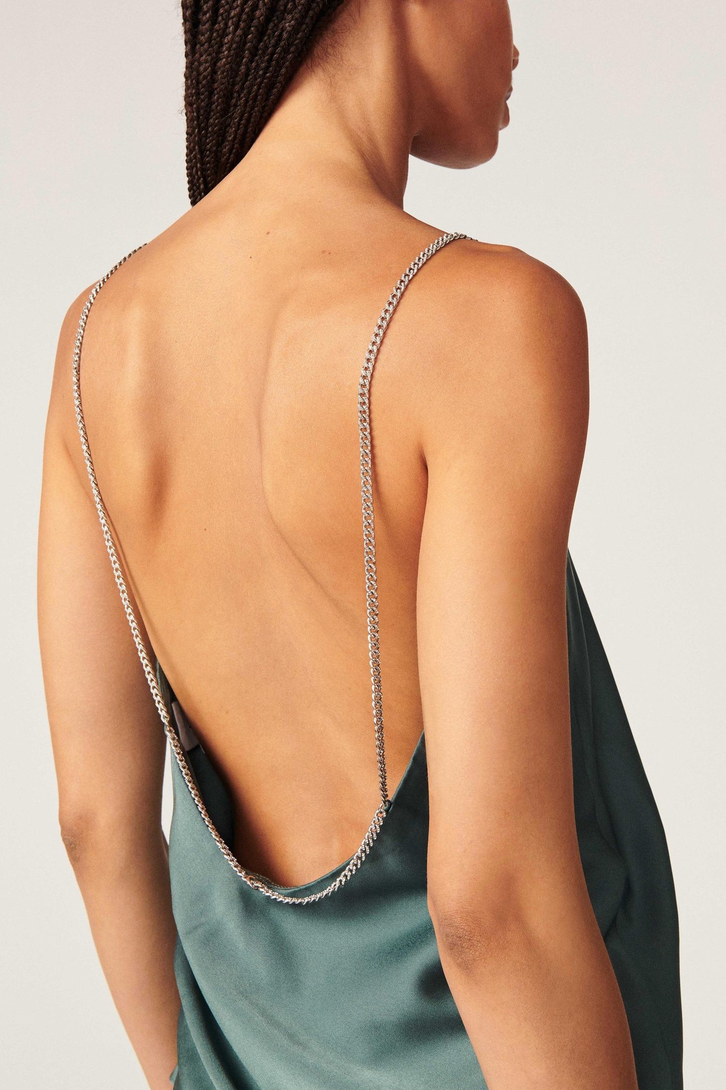 SLEEVELESS TOP KAKI 2