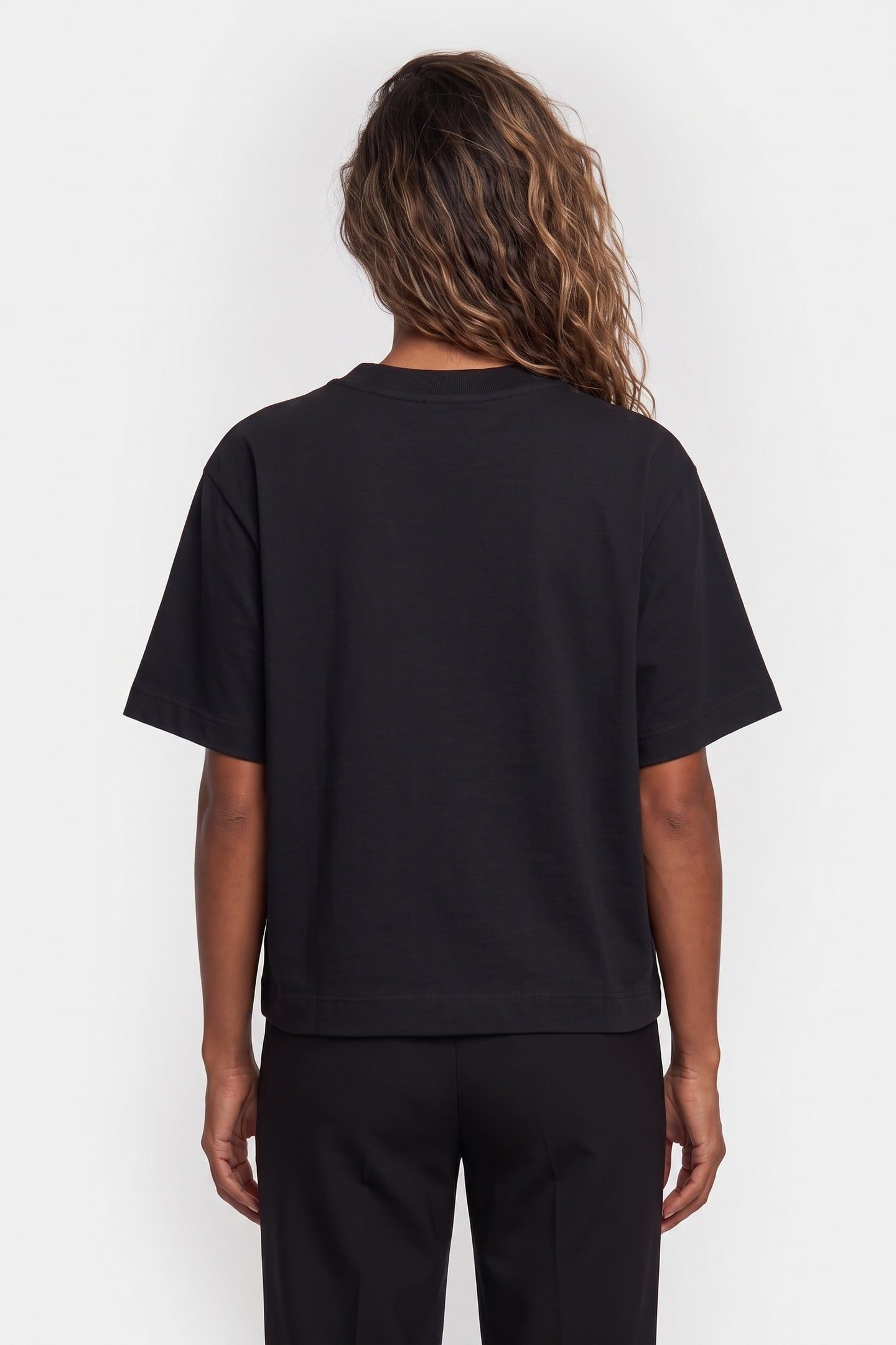 X MARTHA T-SHIRT BLACK 2