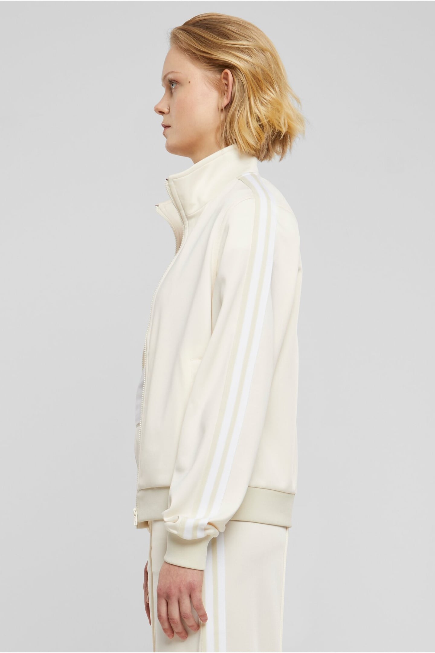LADIES RETRO TRACK JACKET WHITESAND 3