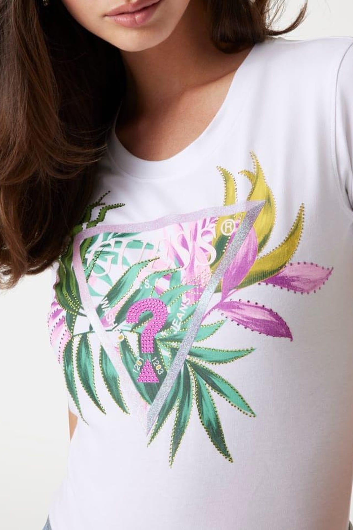 CN SS LEAF TRIANGLE PURE WHITE 5
