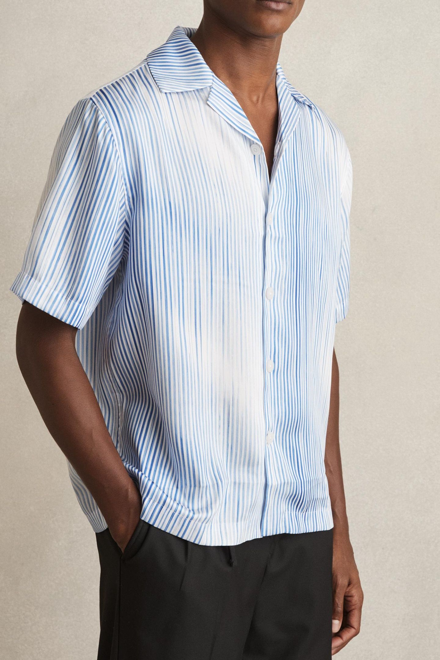 SS STRIPE PRINT CUBAN SHIRT SOFT BLUE/WHITE 2