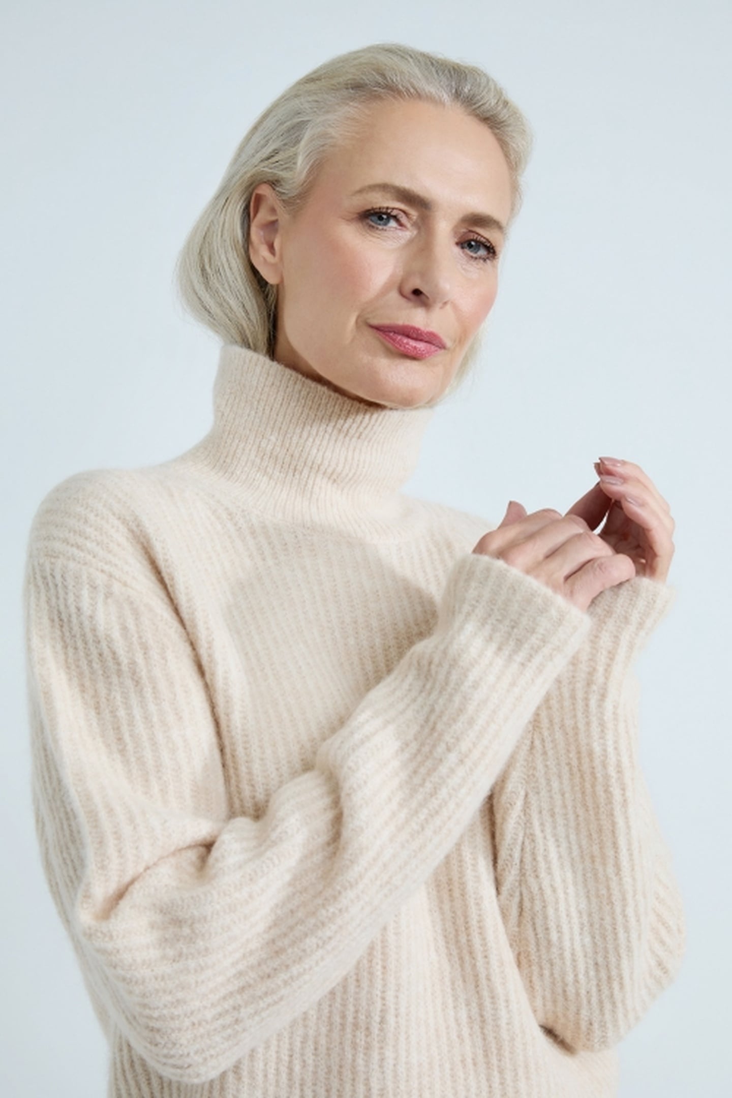 AURORA SWEATER SAND 9