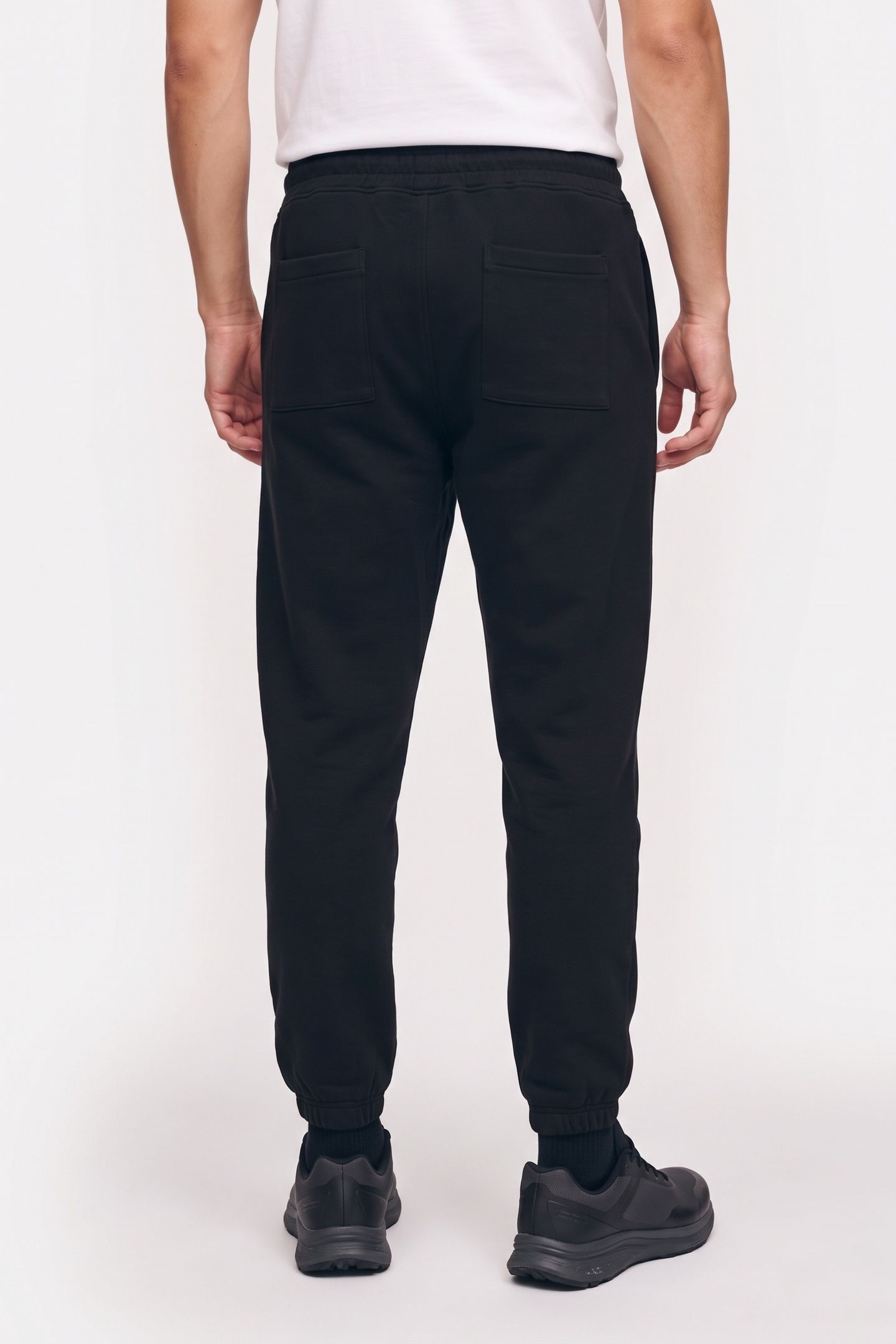 UNDRGRND SWEATPANT JET BLACK 2