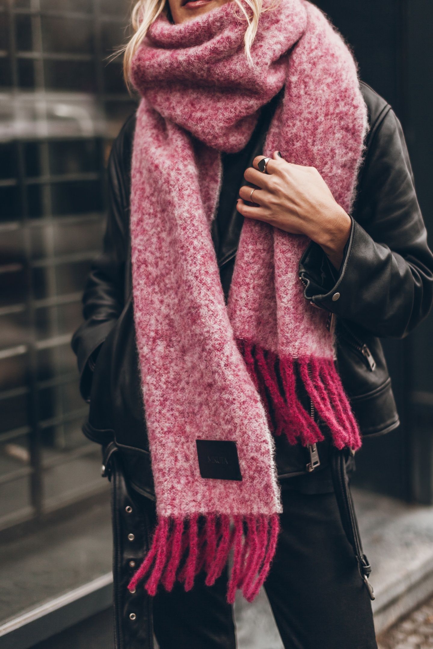 THE PINK FADED ALPACA BLEND SCARF PINK 1