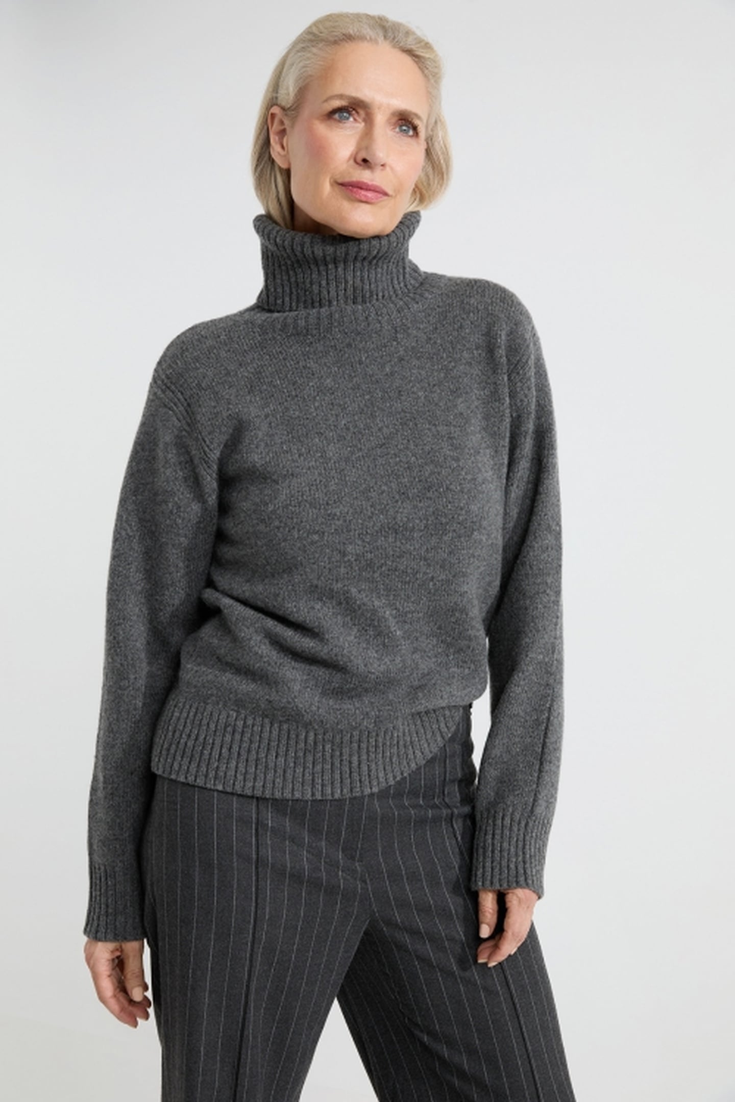 ALFONSO SWEATER ANTHRACITE 2