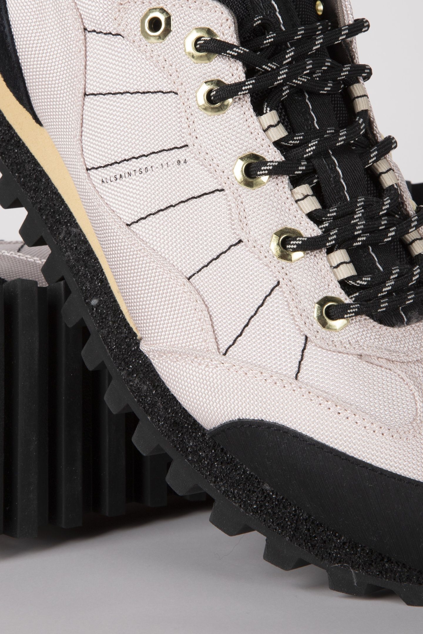 NEVIS SNEAKER BLUSH WHITE/BLACK 3