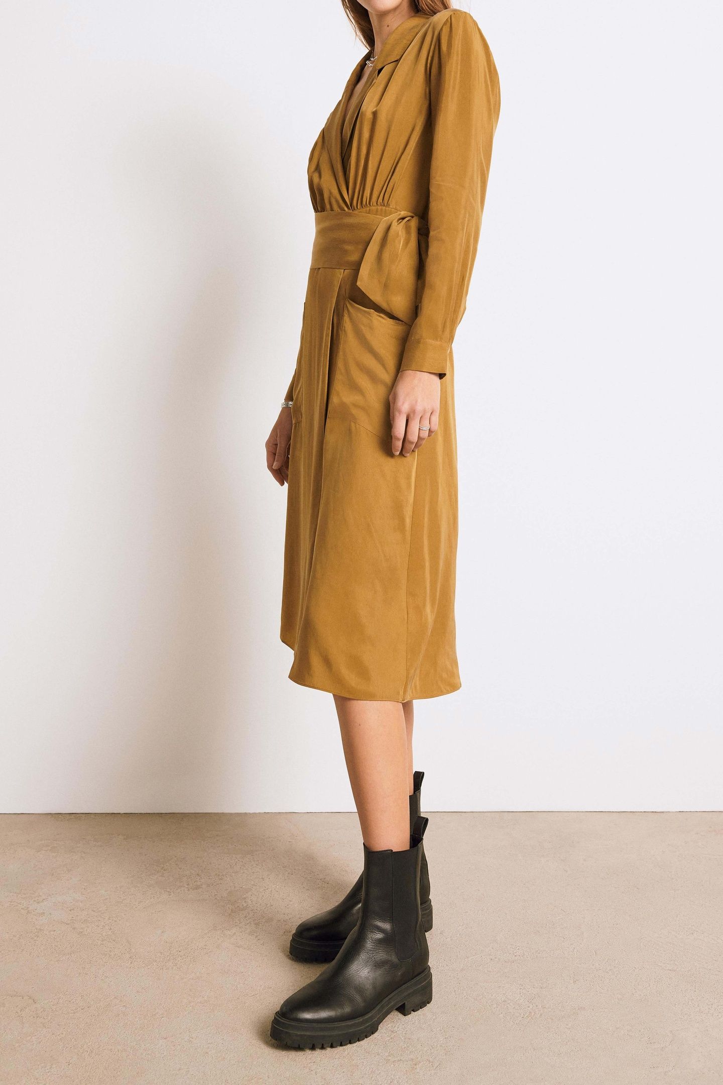 MID-LENGTH DRESS CAMEL 3