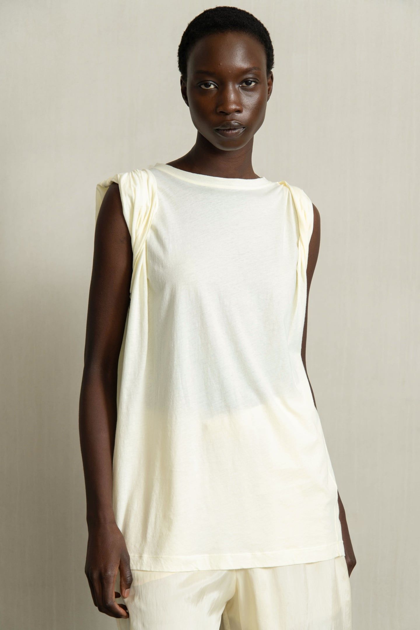 BARA LIGHT YELLOW 1