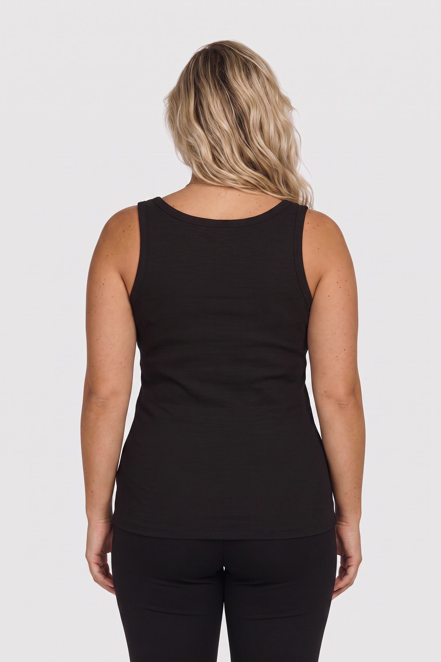 CHENILLE LOGO TANK T JET BLACK A996 2