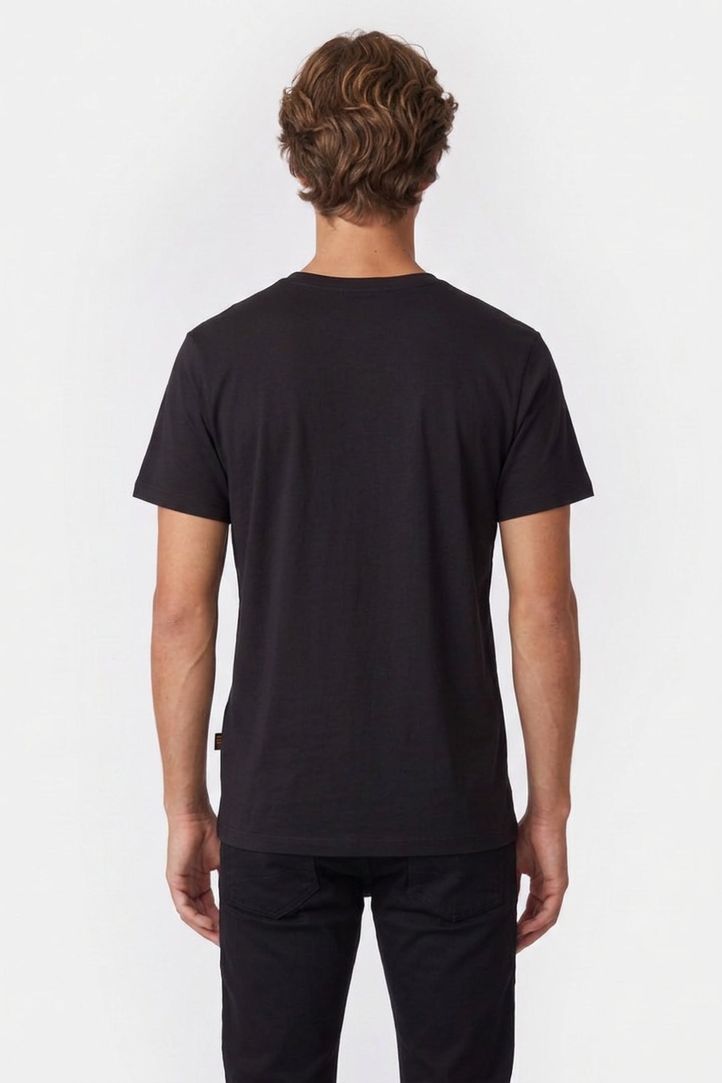 CHEST LOGO T-SHIRT BLACK 2