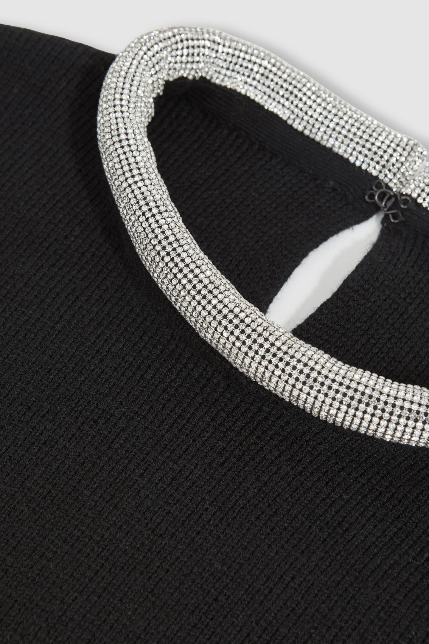NECKLACE TRIM JUMPER BLACK 5