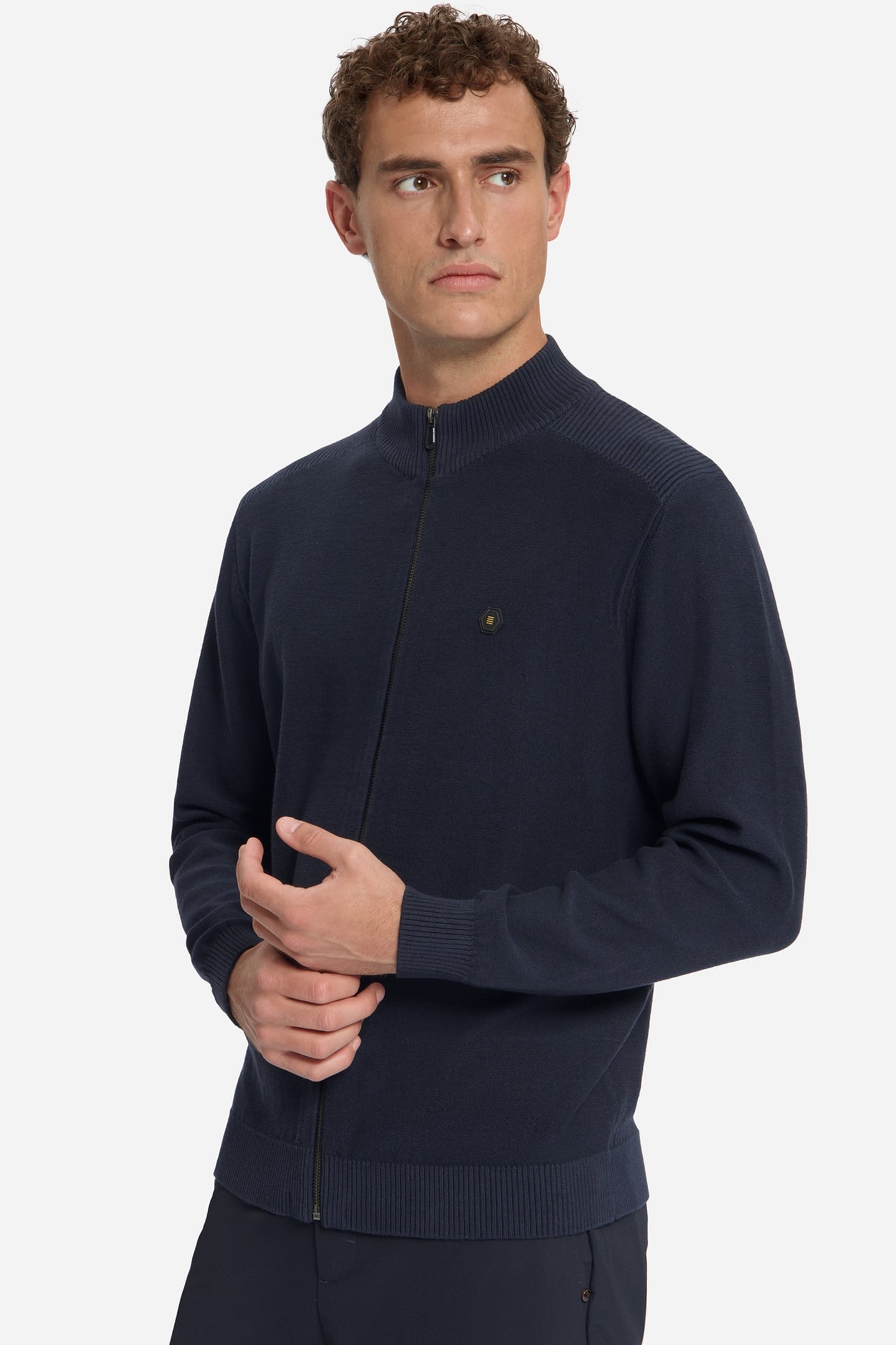 PULLOVER FULL ZIP SHOULDER DETAIL DARK NIGHT 2