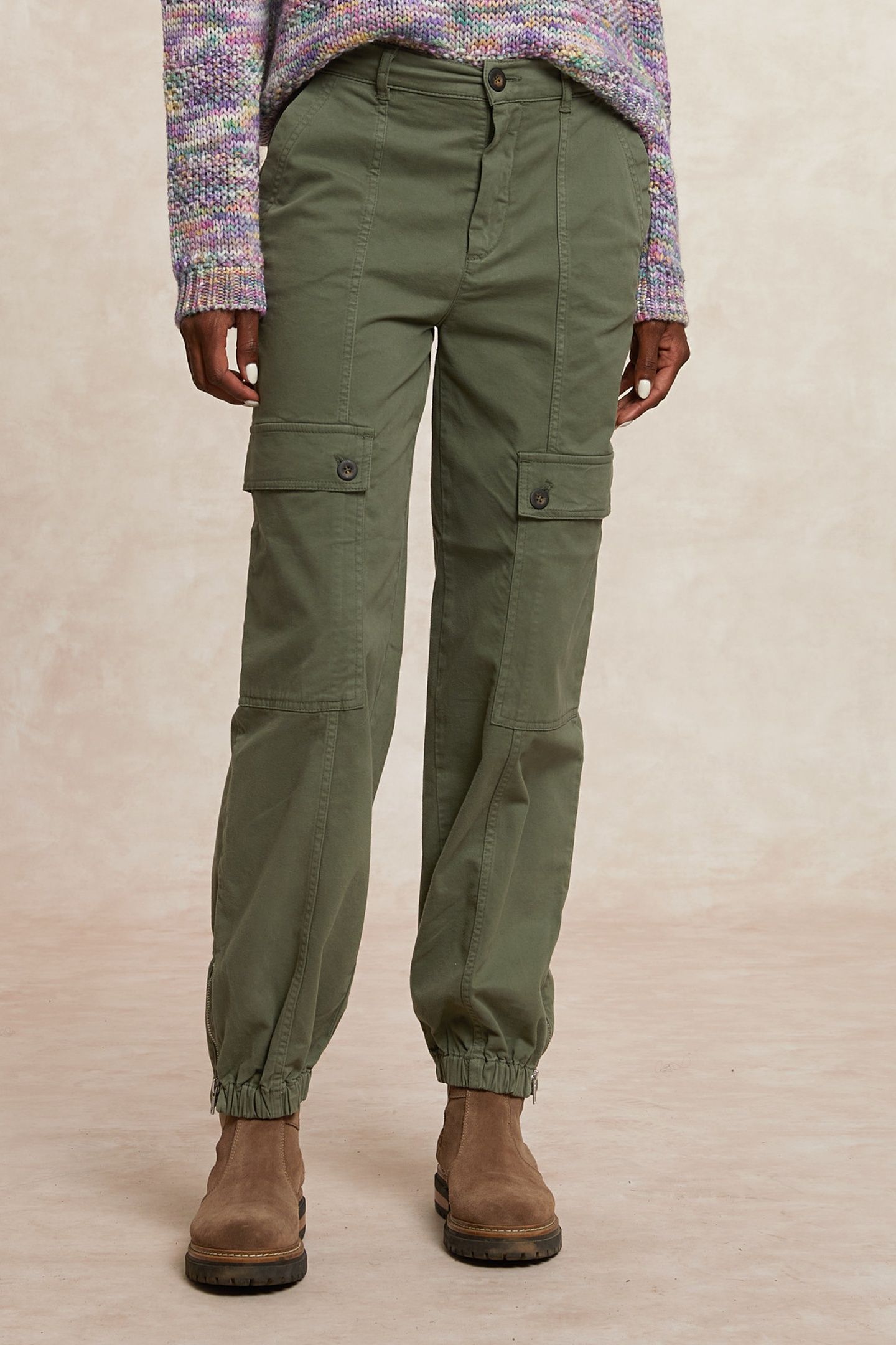 STRETCH PANTS APPLICATED POCKETS KHAKI GREEN 3