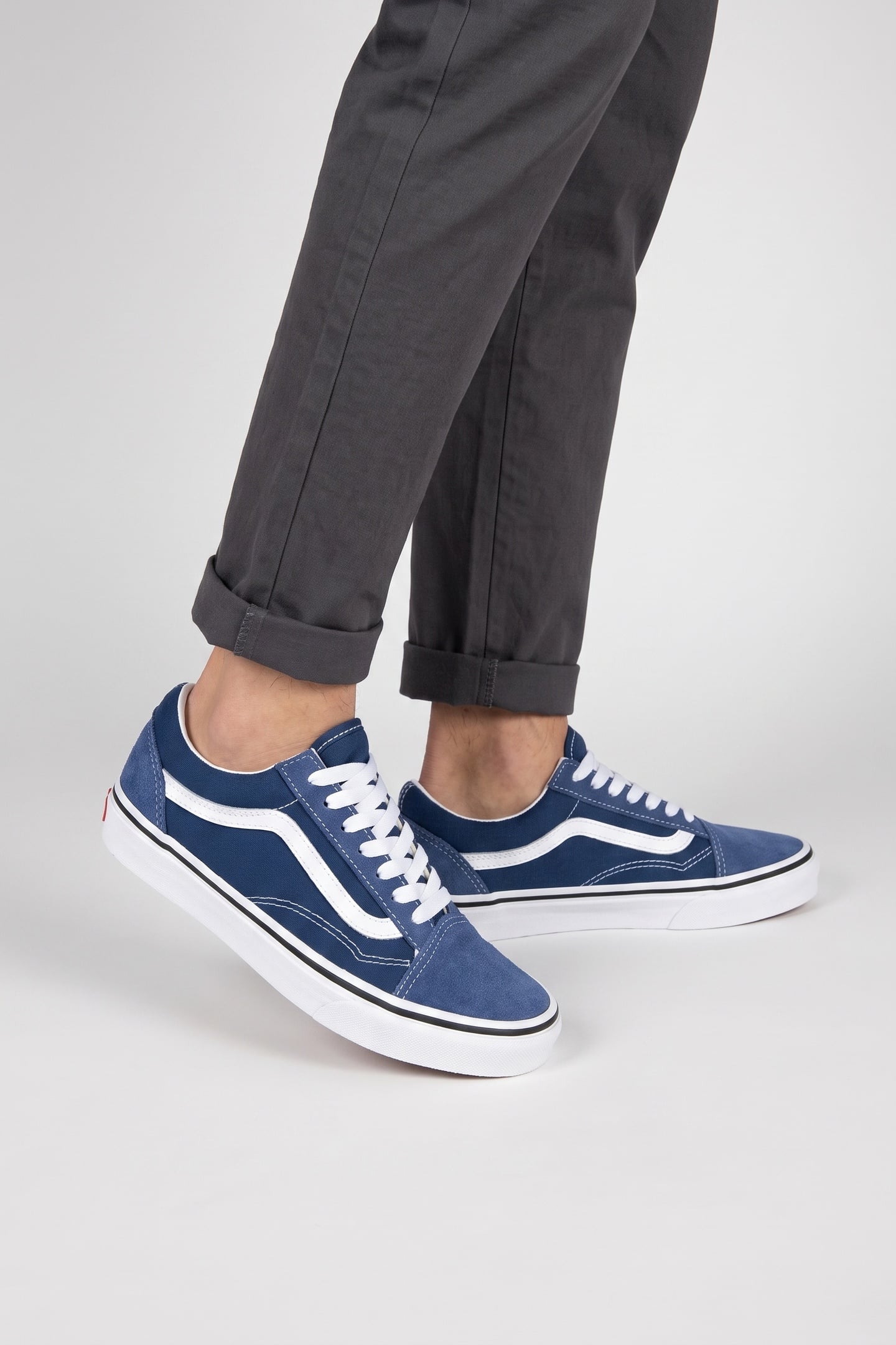 UNISEX OLD SKOOL BLUE 2