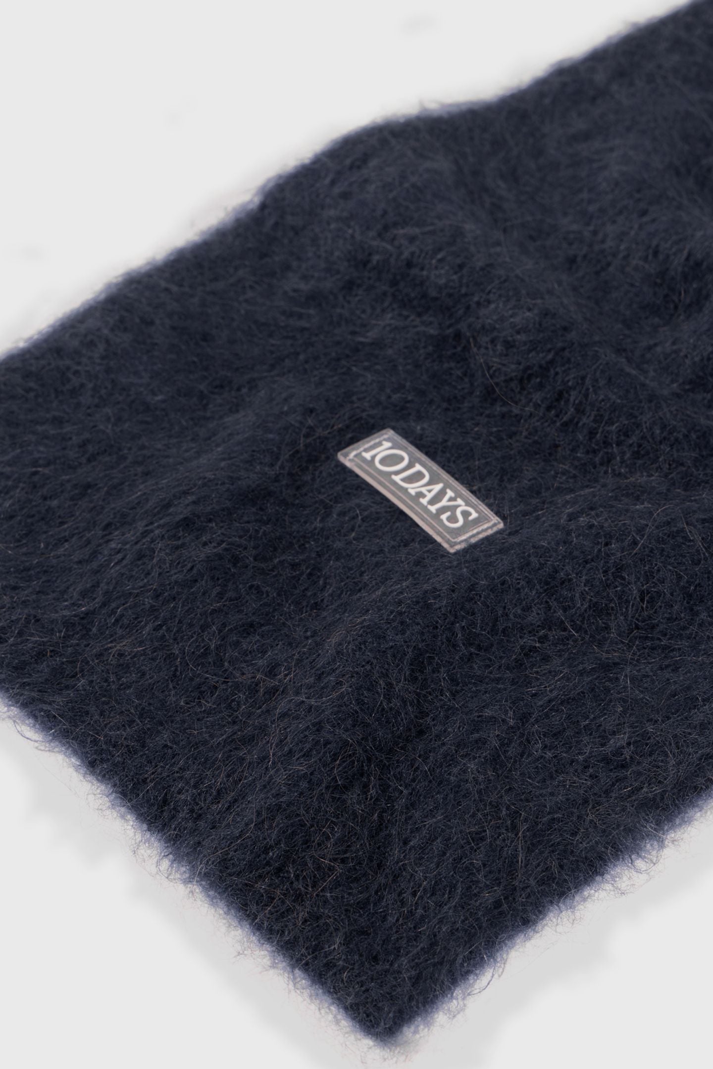 SOFT HAIRY KNIT SCARF DARK NAVY 3