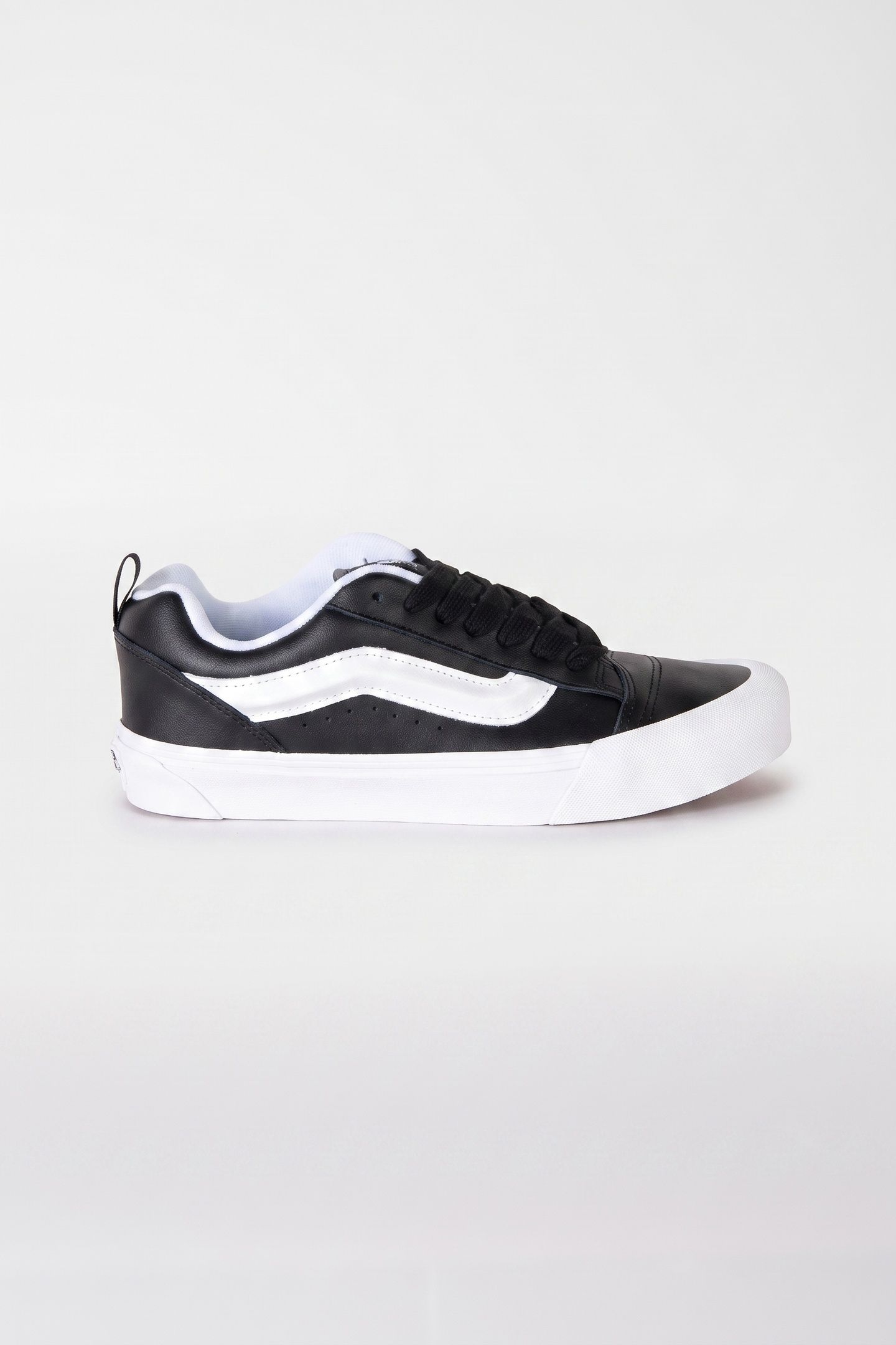 UNISEX KNU SKOOL BLACK 1