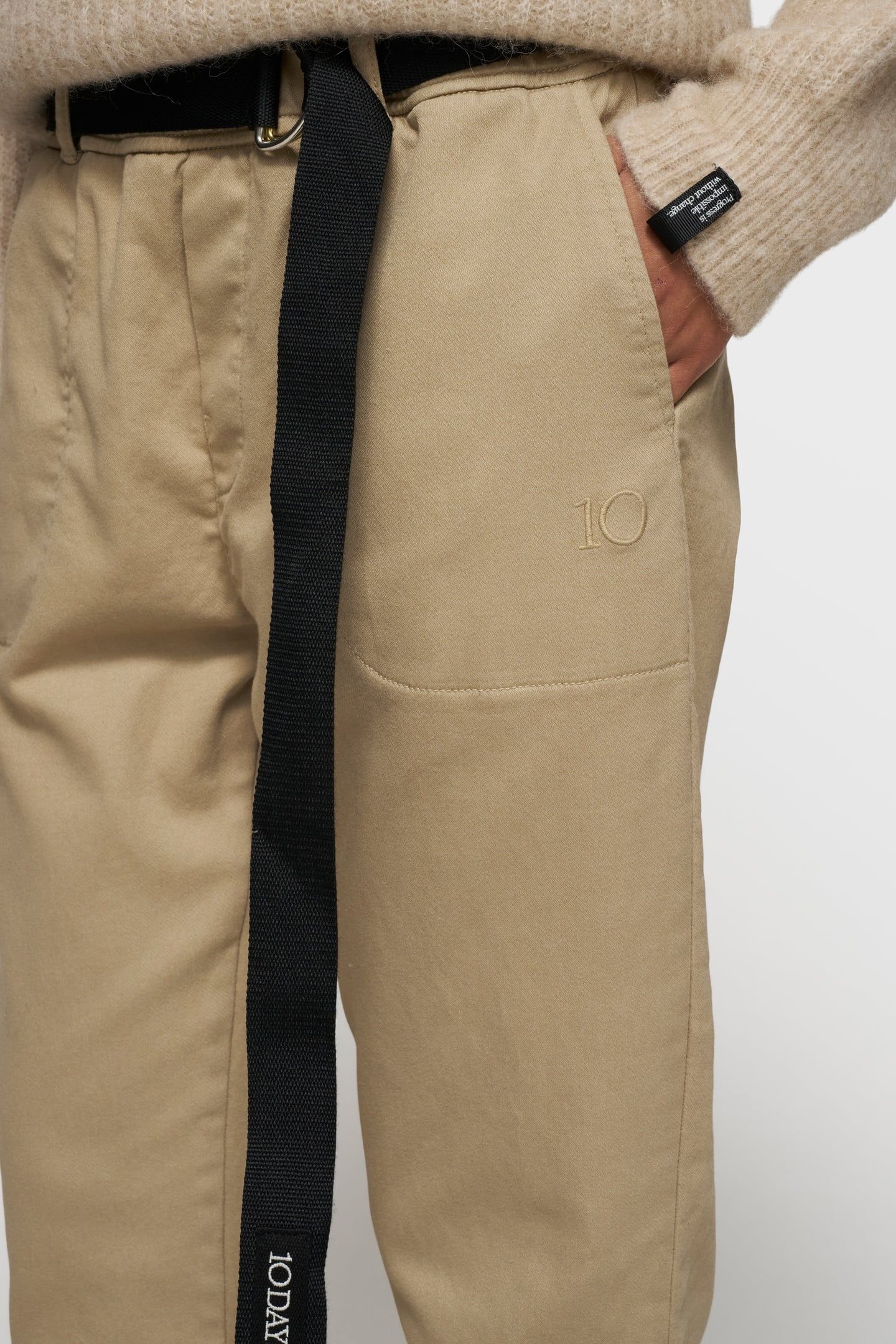 BELTED PANTS EARTH 6