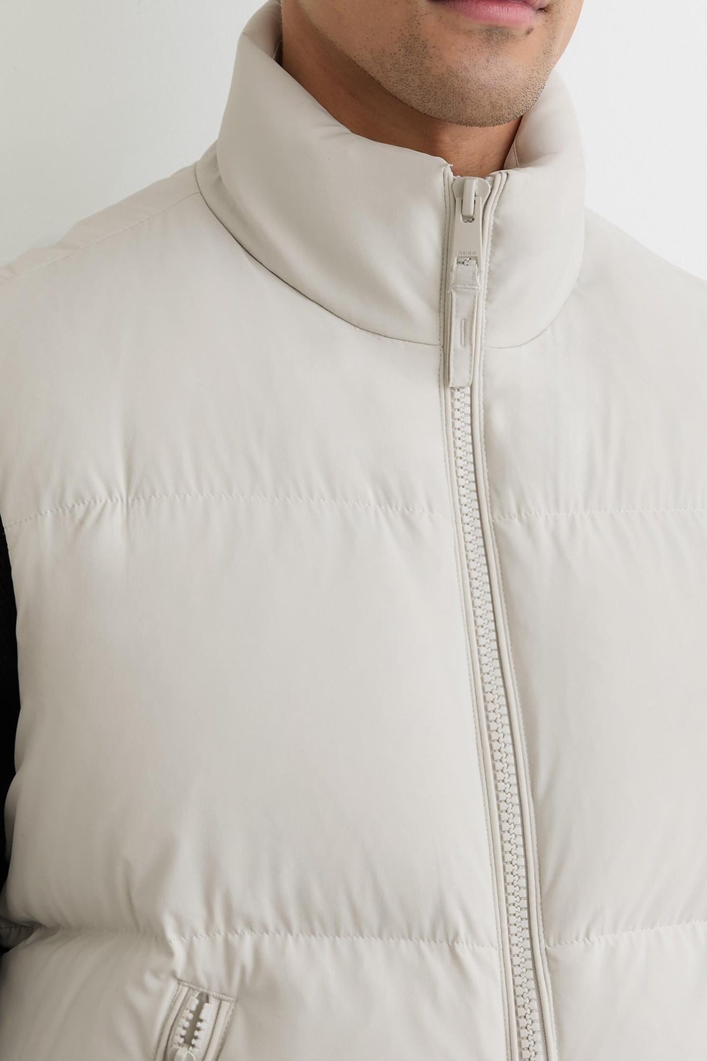 QUILTED ZIP THROUGH PUFFER GILET LIGHT STONE 6