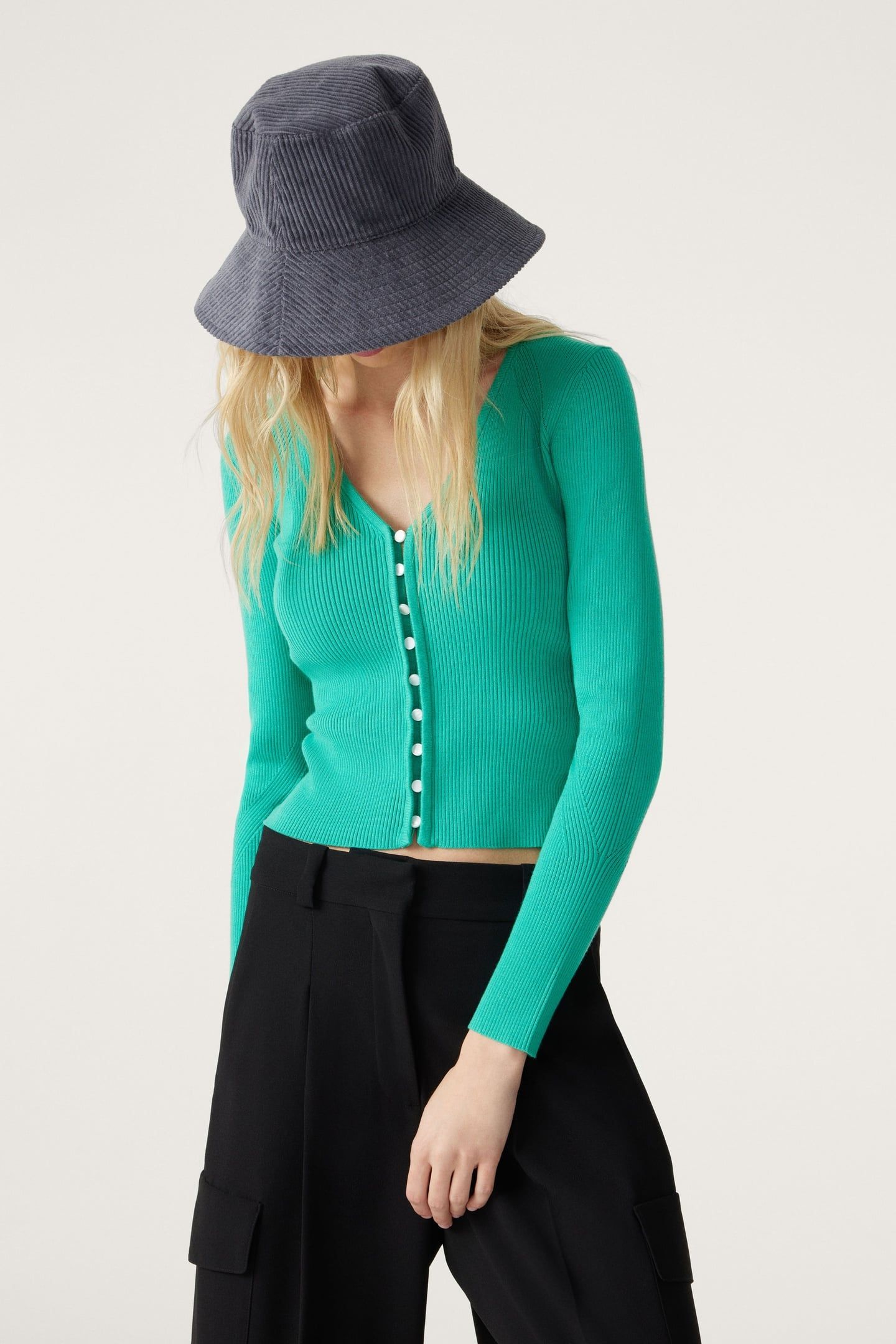 LONG SLEEVES KNIT VERT 4