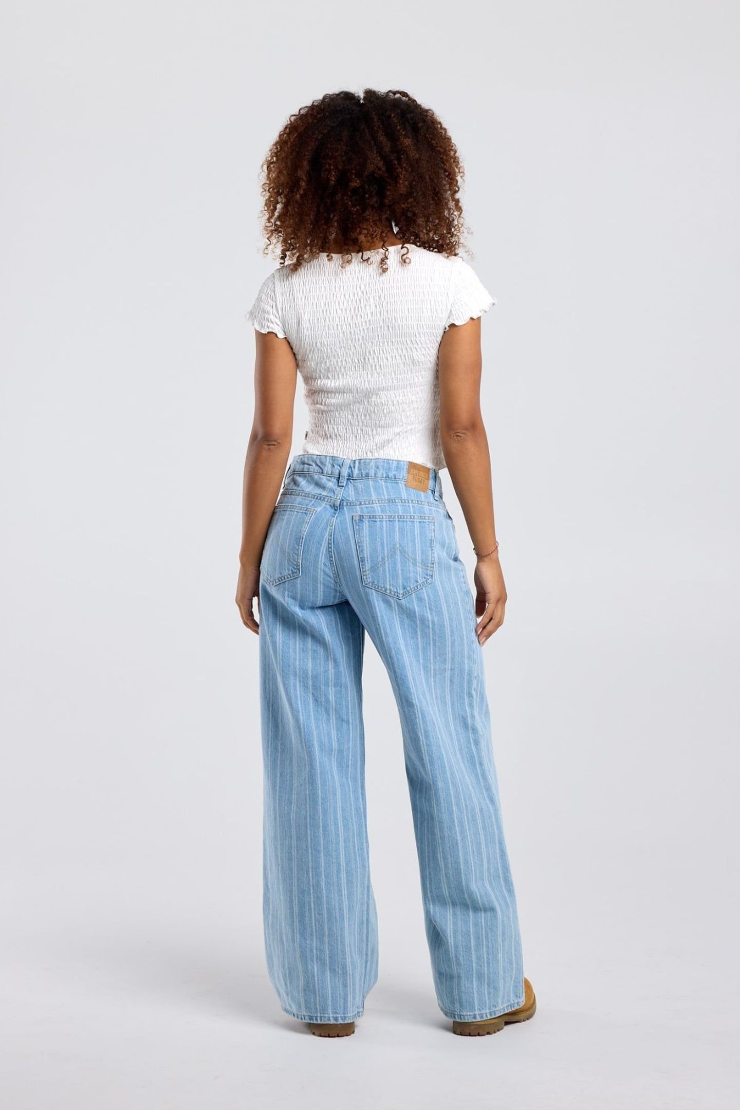 ETTA OFF WHITE 2