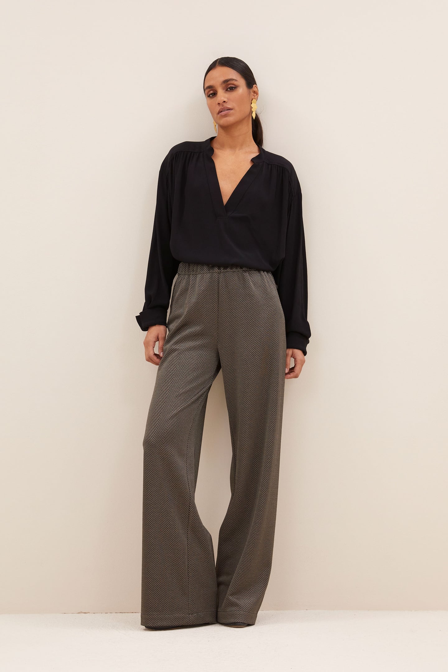 LISSA HERRINGBONE PANTS BISCUIT 1