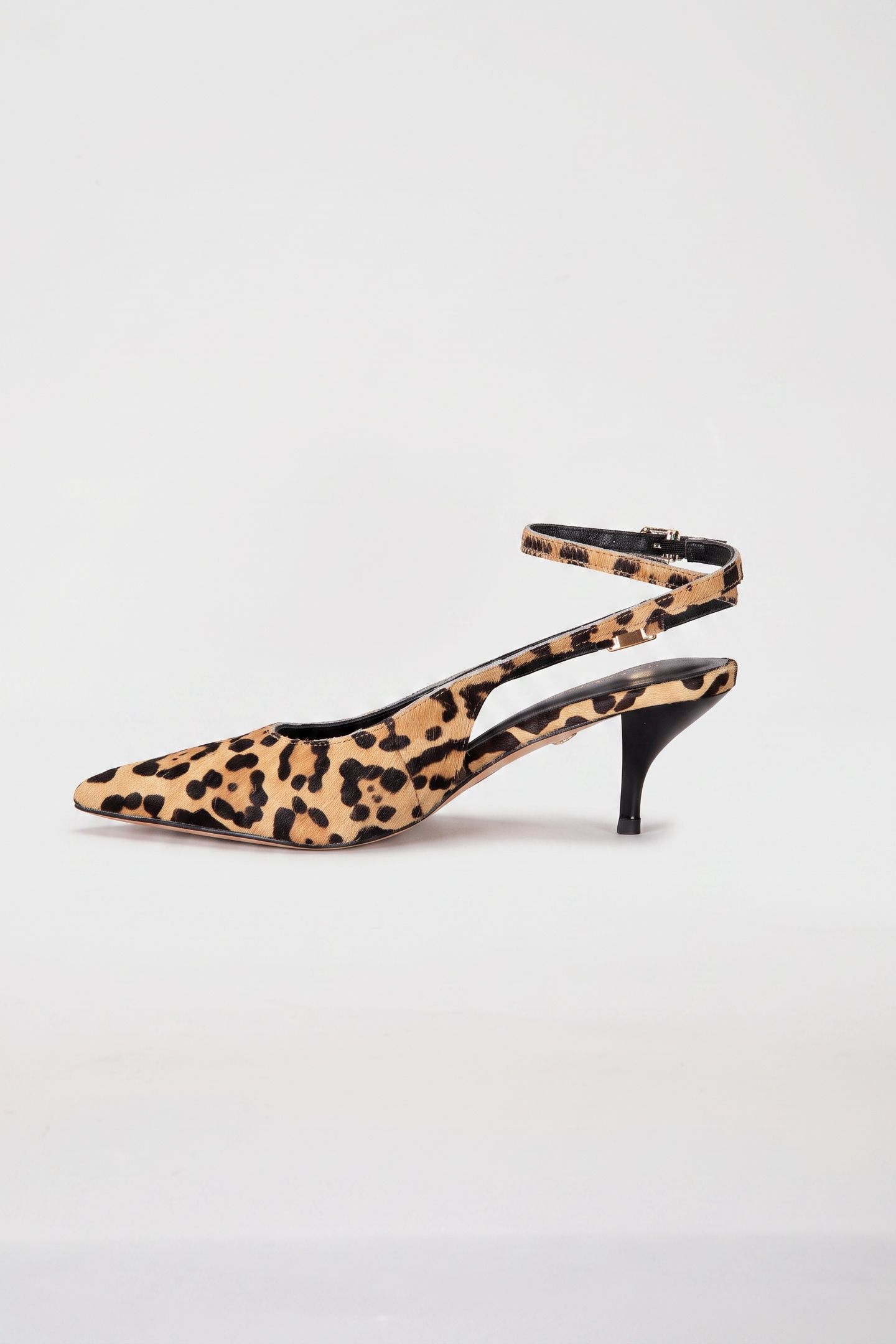 KITTEN HEEL MACULA 3