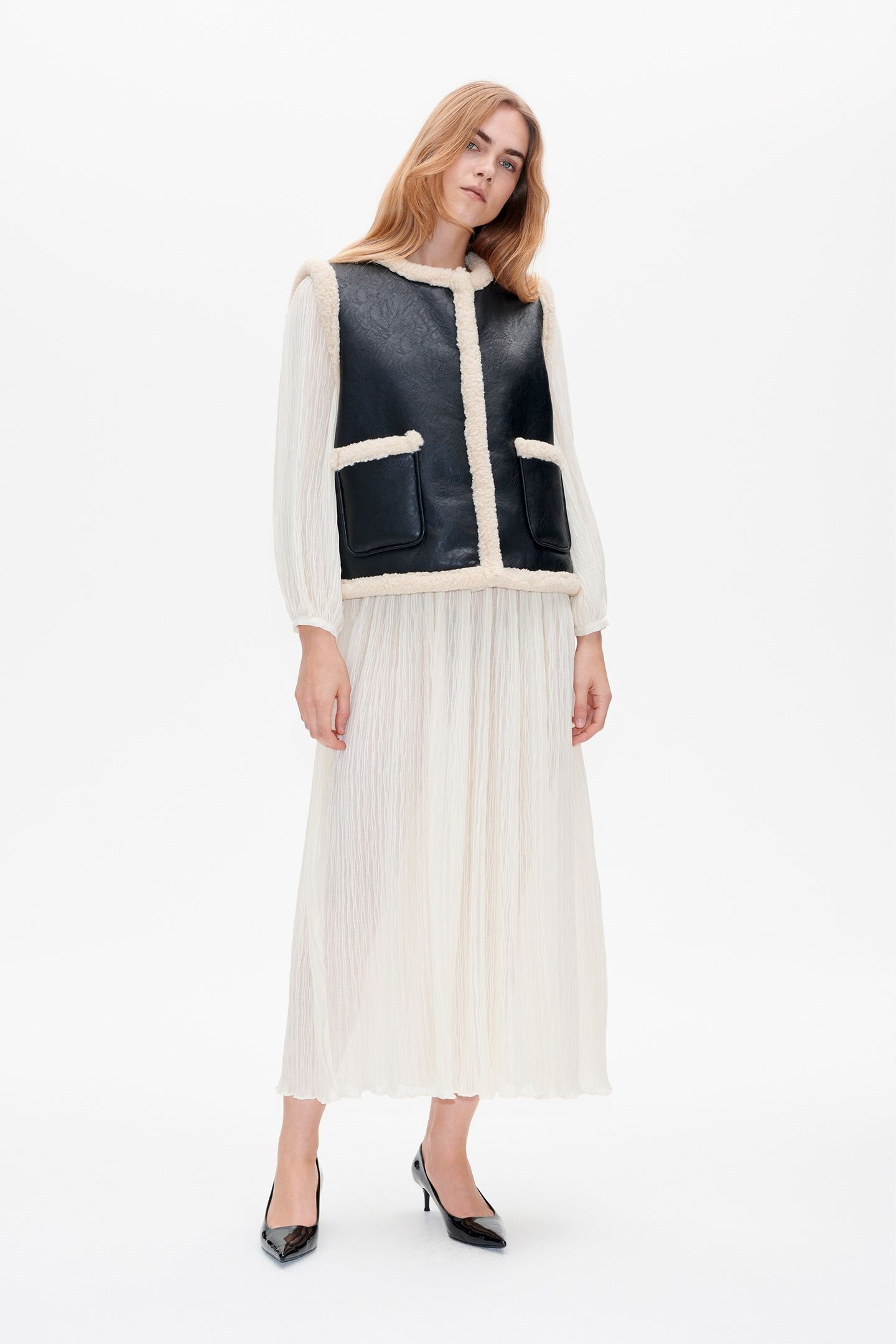 BELLIS WAISTCOAT BLACK 1