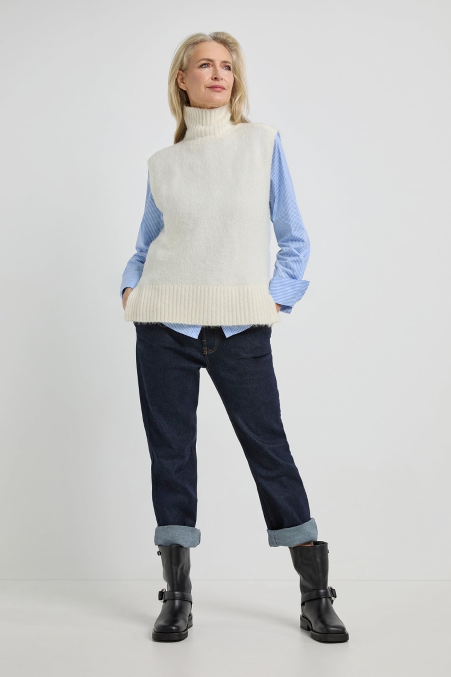 ALEXANDRA SWEATER OFF WHITE 2