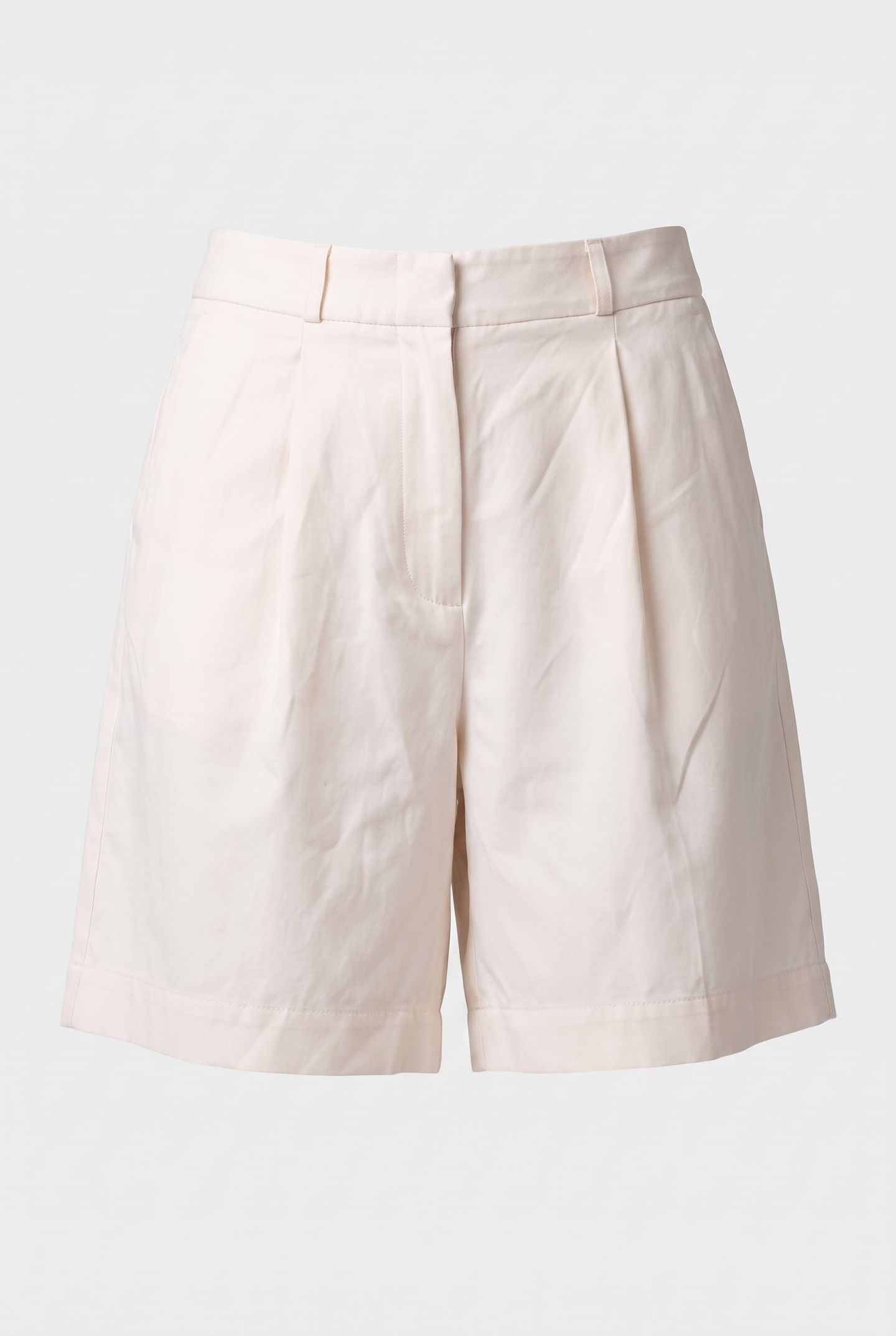 ST EVA SHORTS WHITE 3