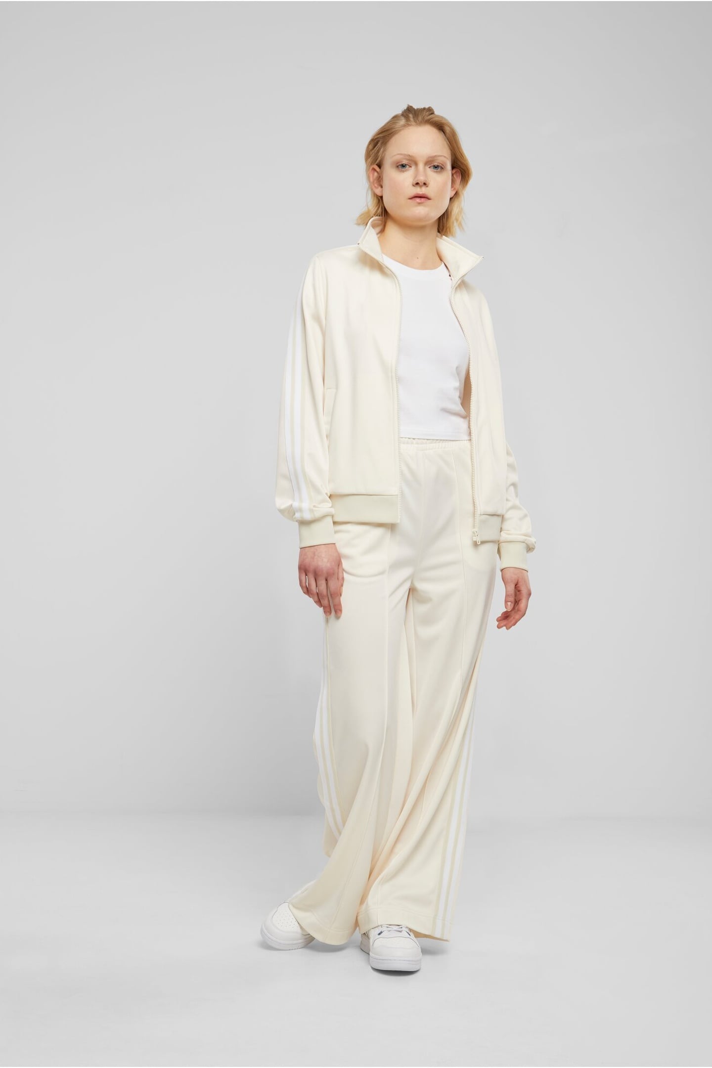 LADIES RETRO TRACK JACKET WHITESAND 7