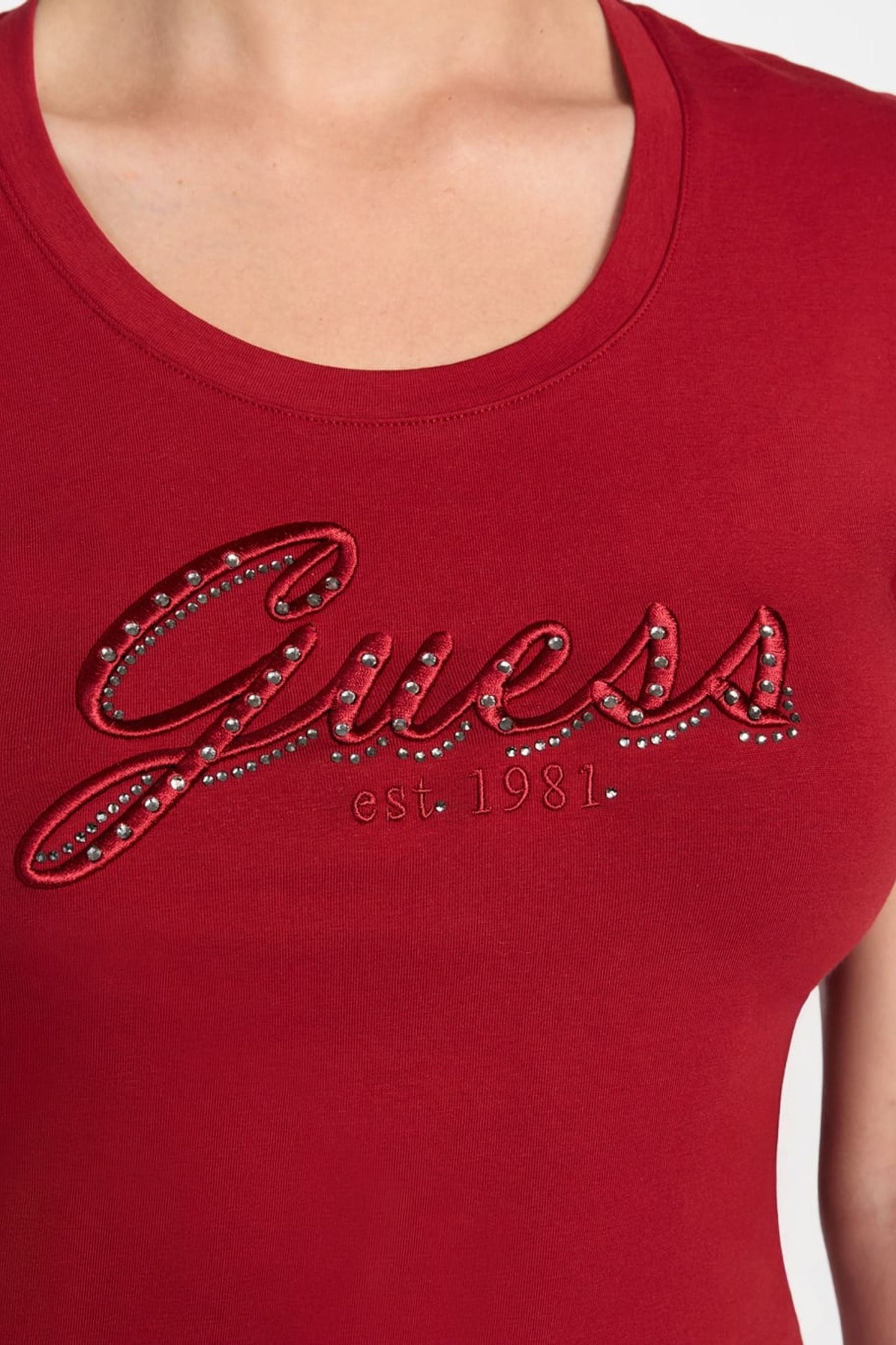 CN SS EMBRO SCRIPT L SIREN RED 5
