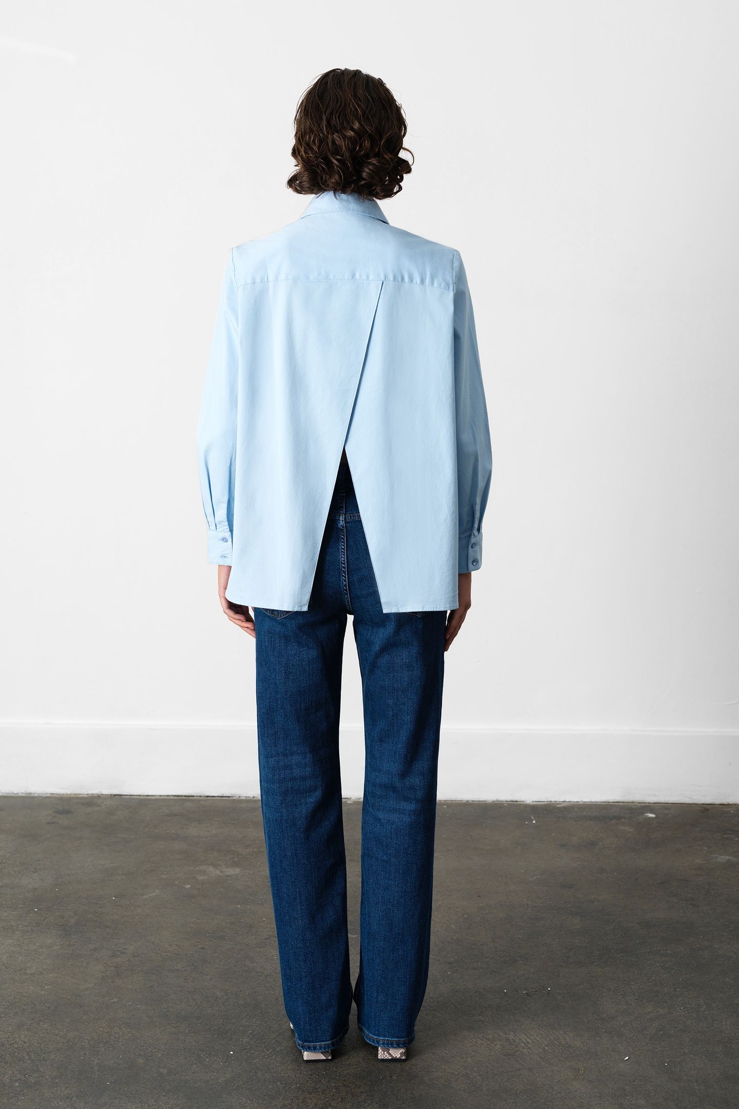 KESHA BACK SLIT SHIRT ARCTIC BLUE 3