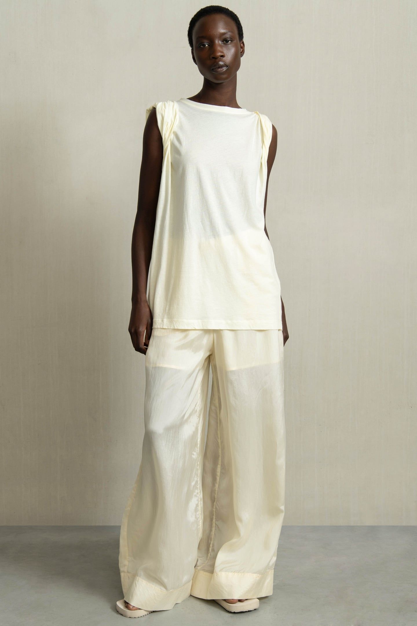 BONIE LIGHT YELLOW 2