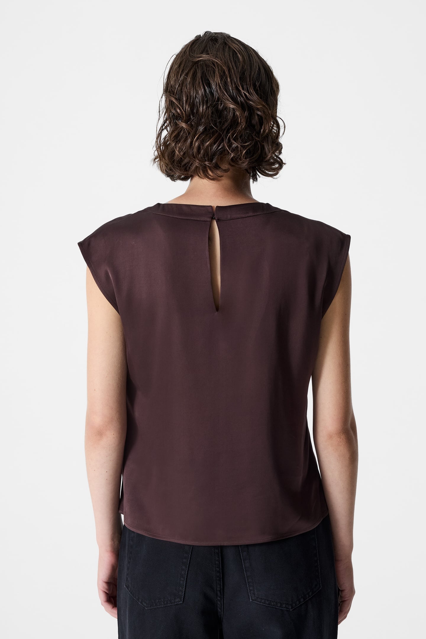 SERA SATIN SLVLSS BLOUSE BITTER CHOCOLATE BITTER CHOCOLATE 4