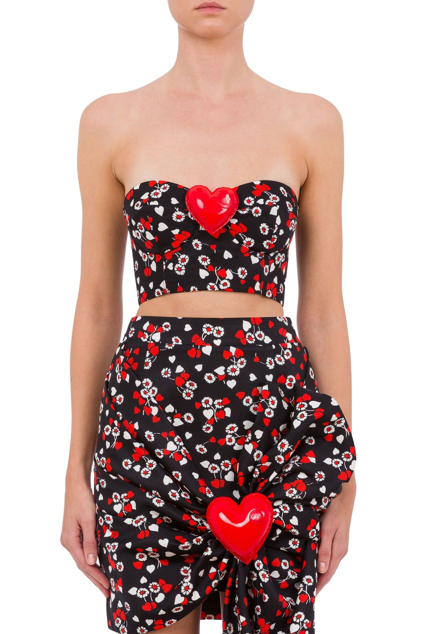 CROP TOP IN OTTOMAN ALLOVER HEARTS BLACK 1
