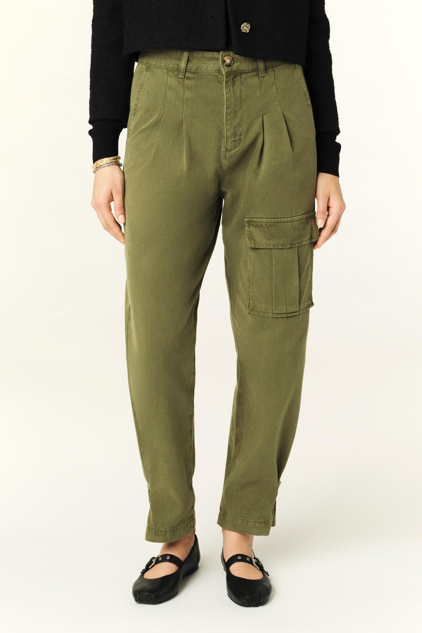 STRAIGHT TROUSERS KAKI 1
