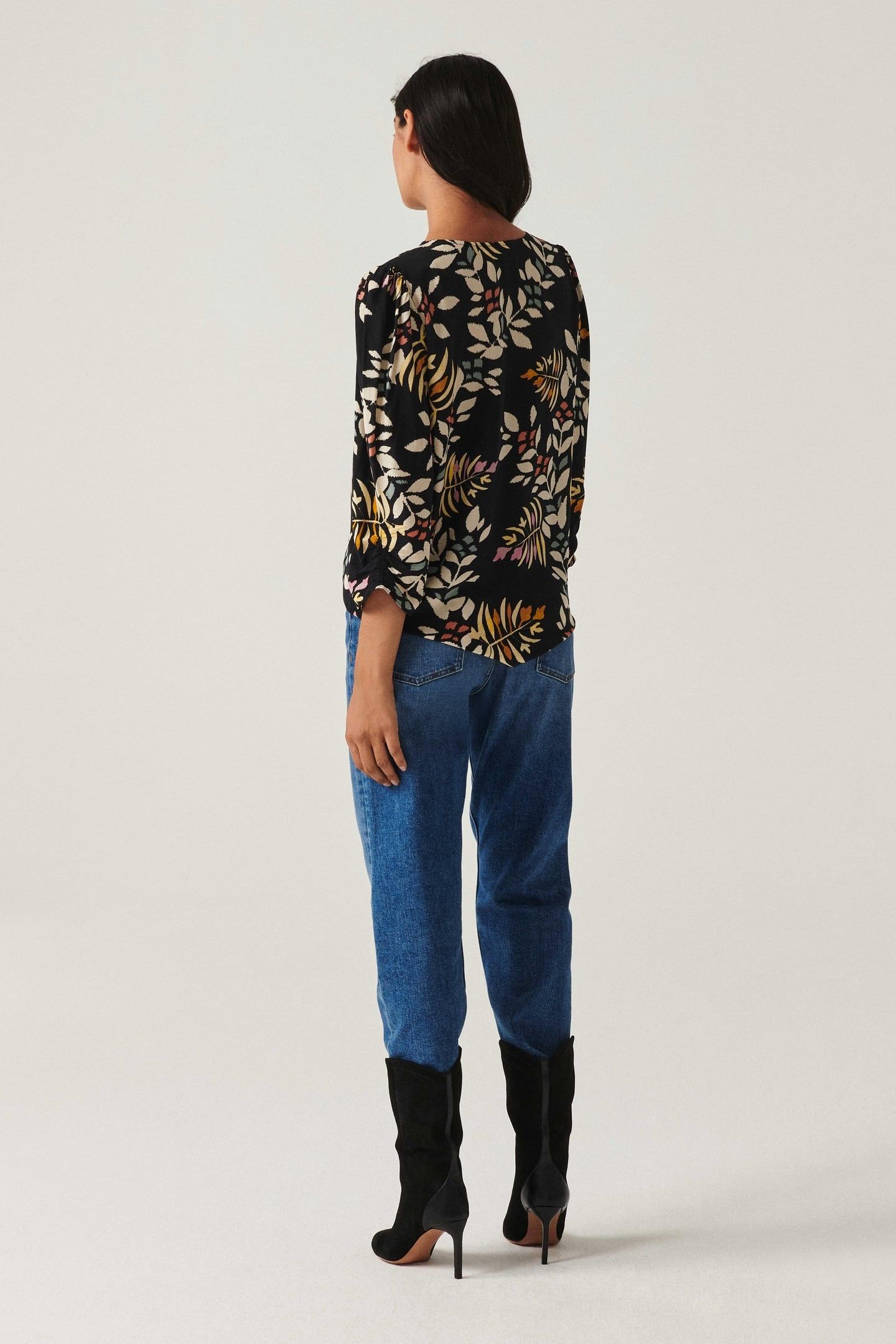 SHORT SLEEVES TOP BLACK 2