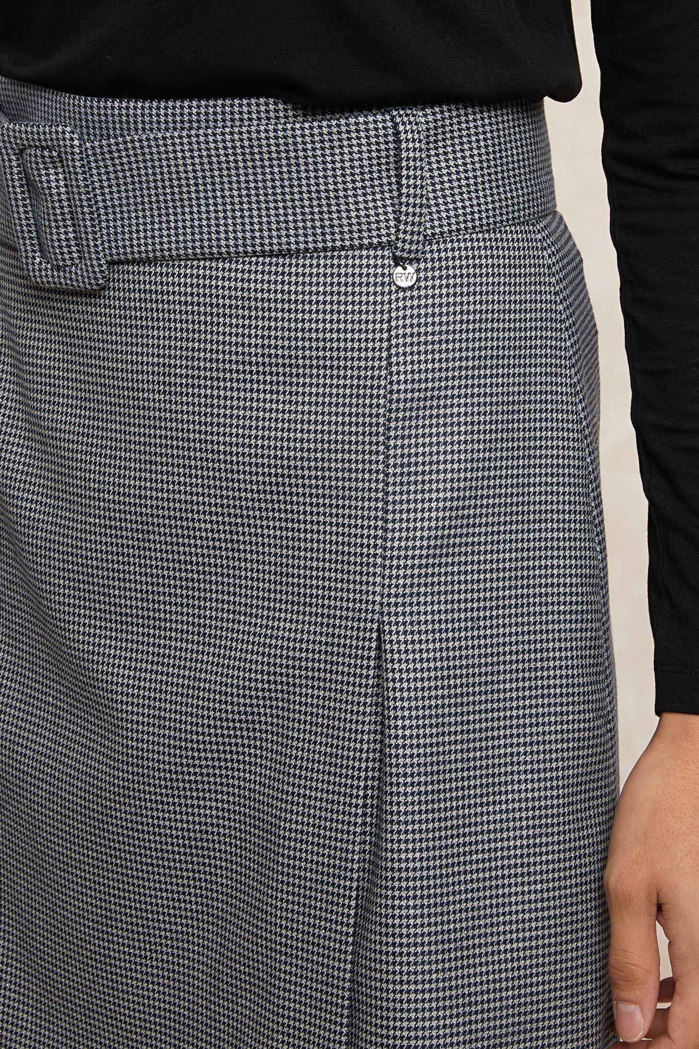 SHORT CHECKED BELTED SKIRT GREY BLUE 4