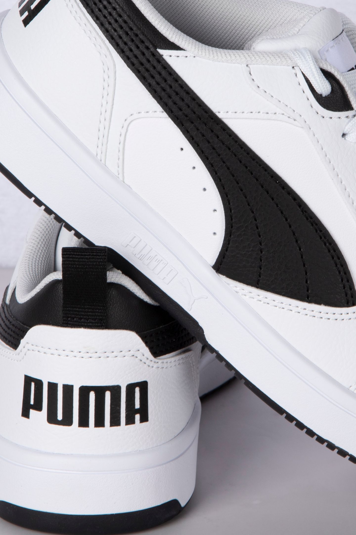 UNISEX REBOUND V6 LO JUNIOR WHITE-BLACK-BLACK 5