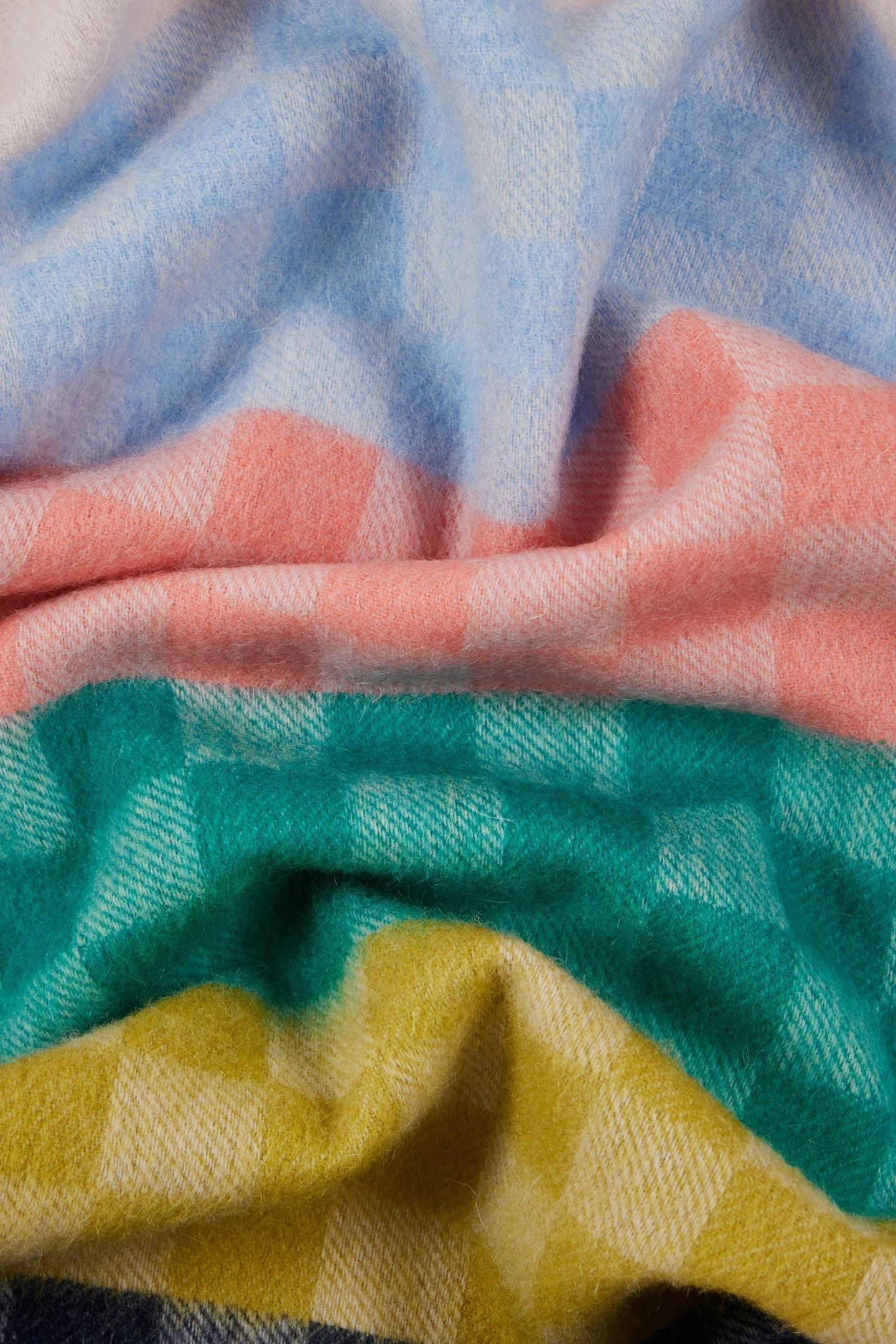 WOMEN SCARF CHCKBRD SWIRL SWIRL 7