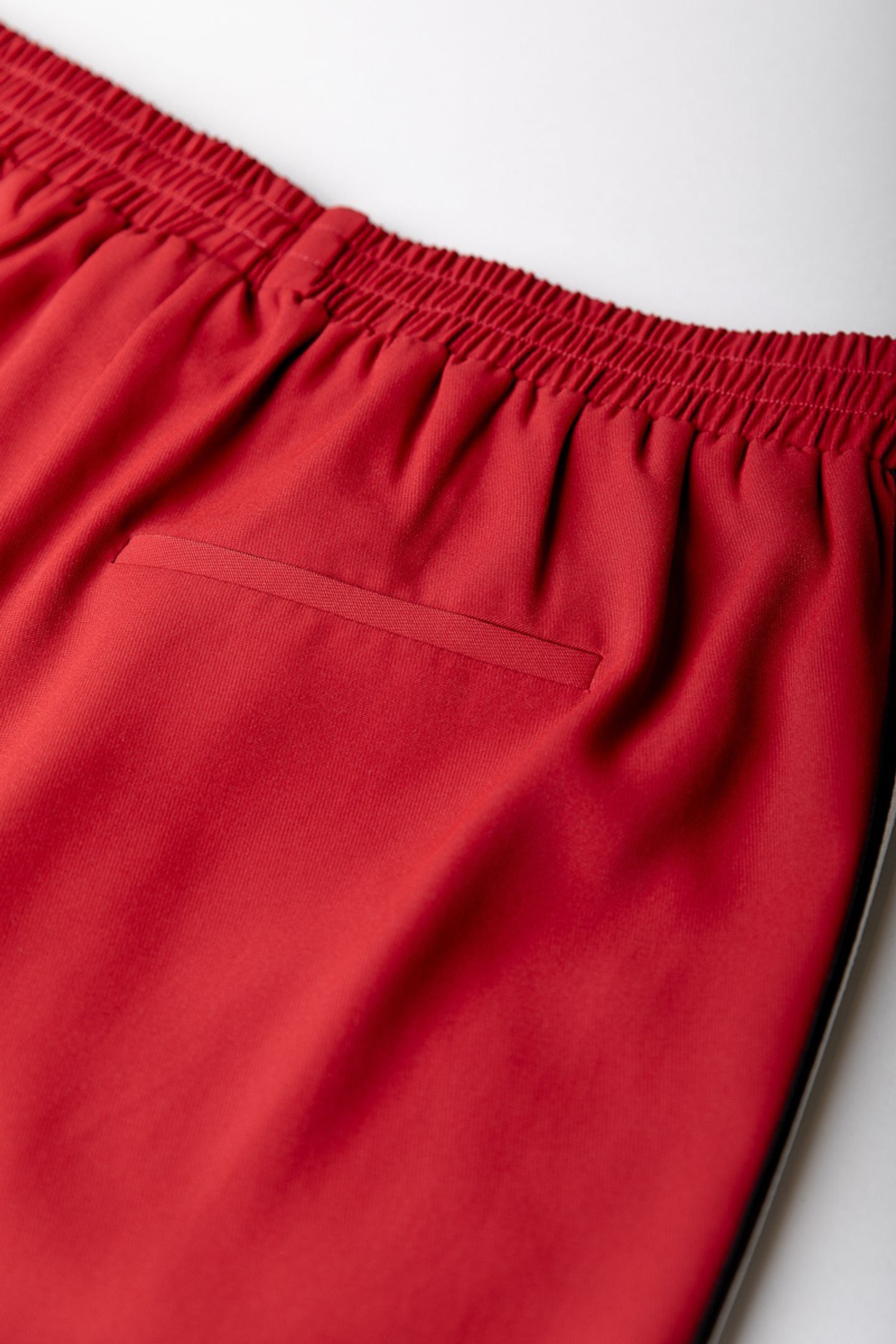 VELLA SPORT PANTS MEDIUM RED 4