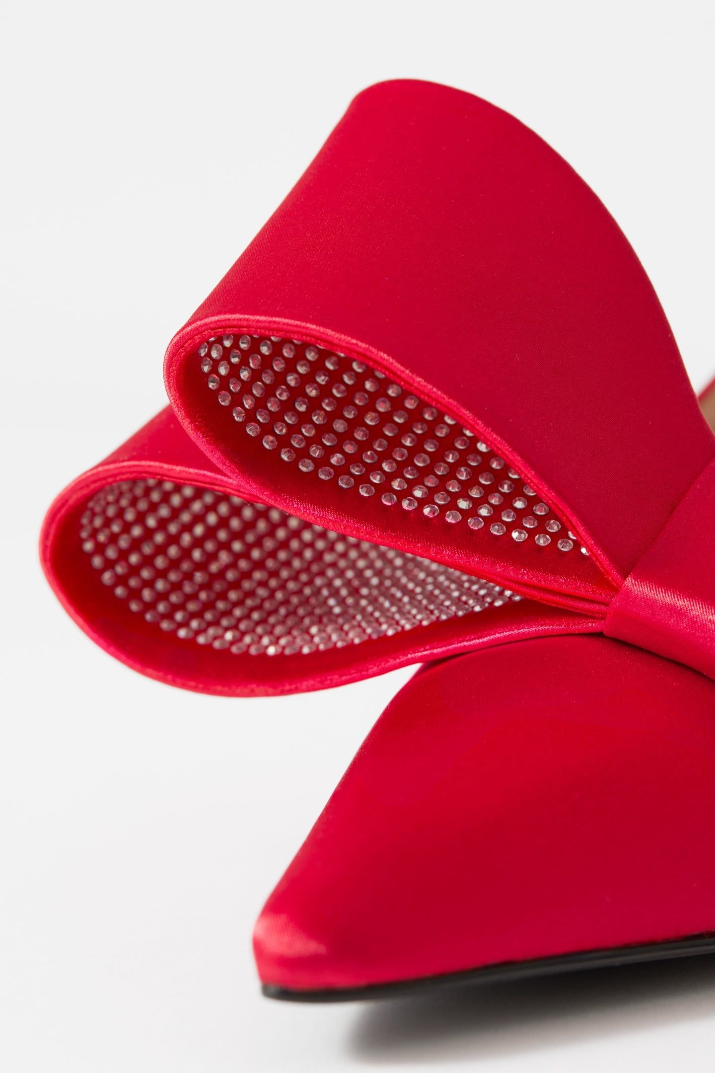 CRISTEL KITTEN HEEL RED 5