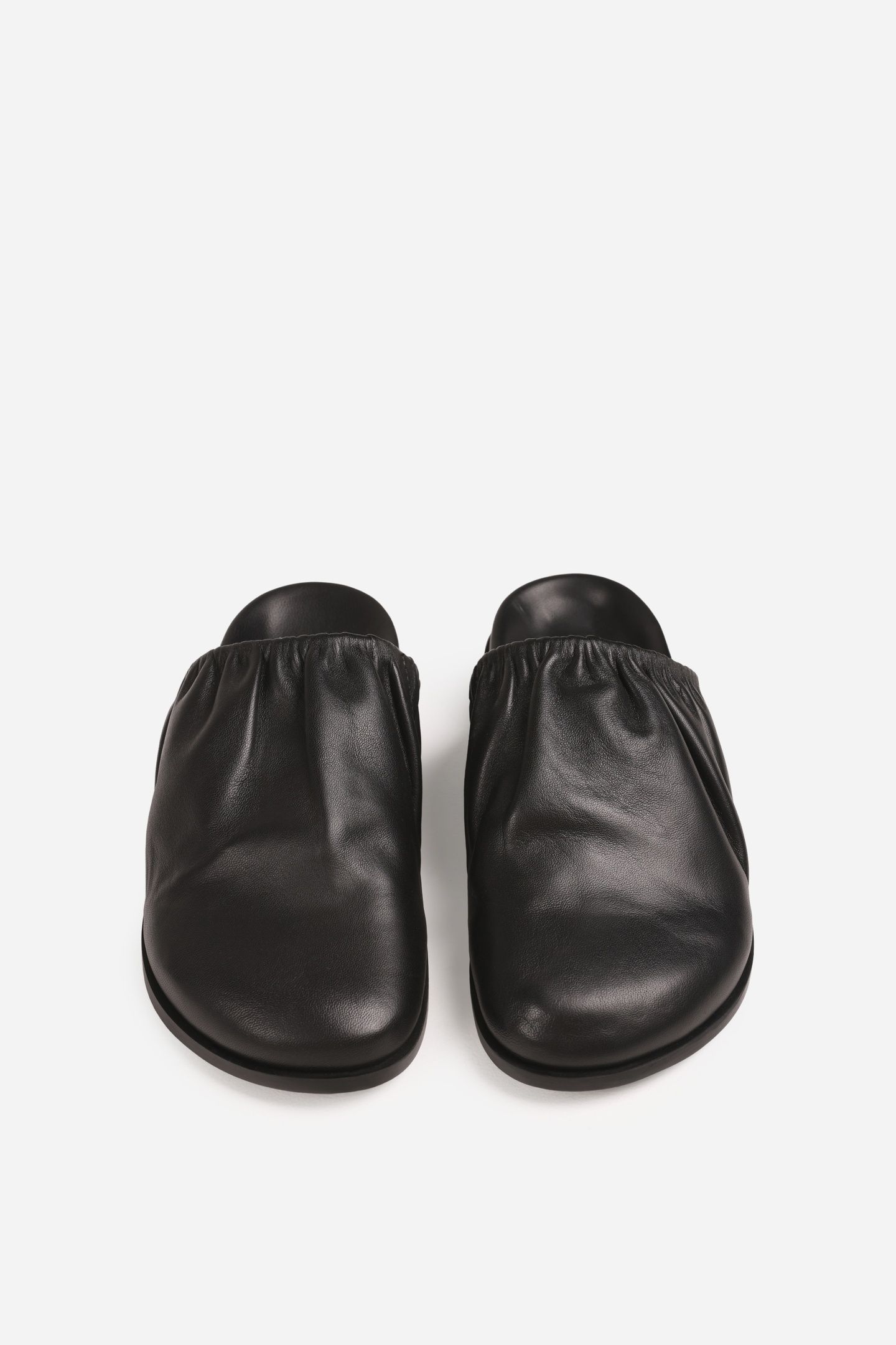 YLA-NA LOW SHOE BLACK 5