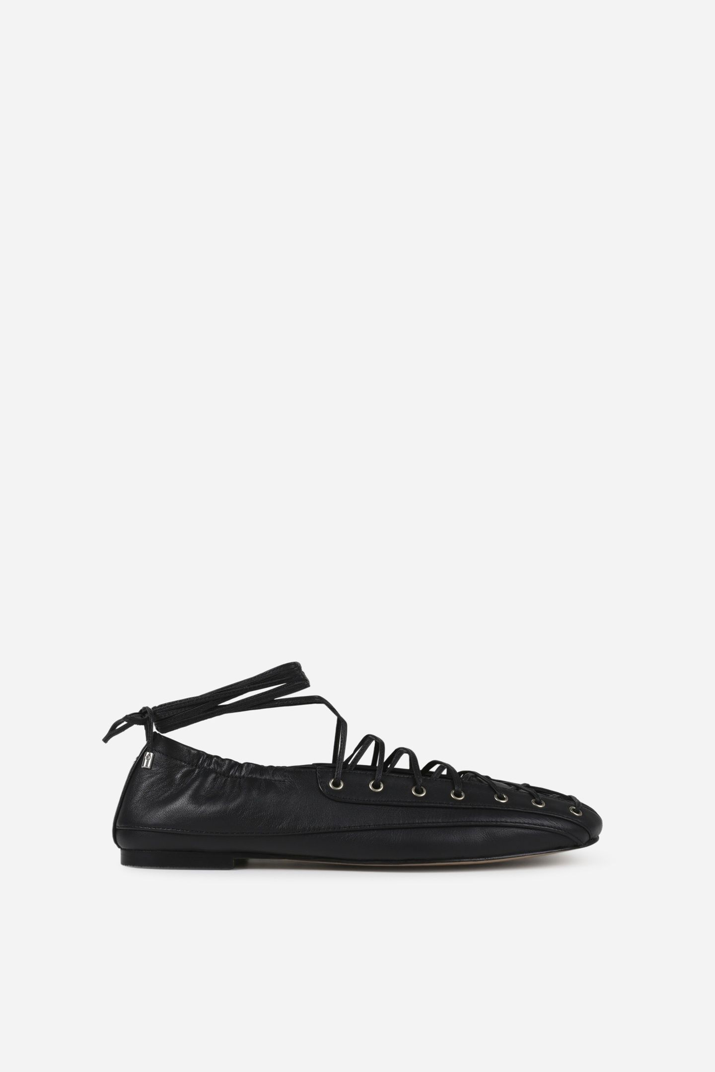 SER-AJAA LOW SHOE BLACK 1