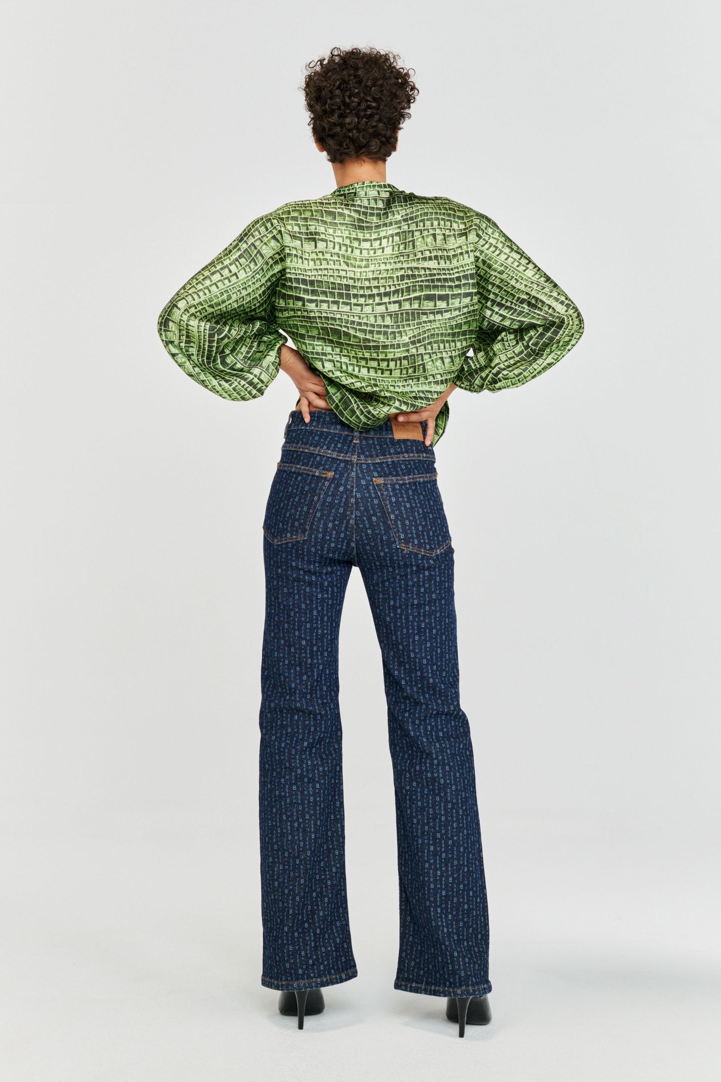 MARTHA BLOUSE GREEN REPTILE 2