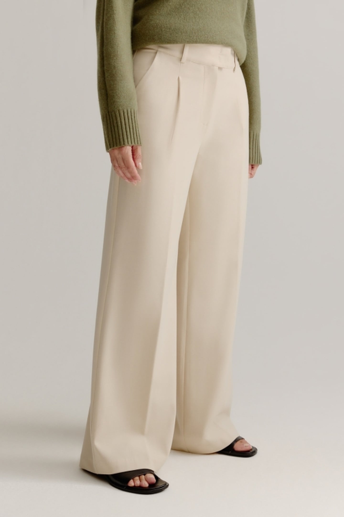 LUNA PANTS SAND 1