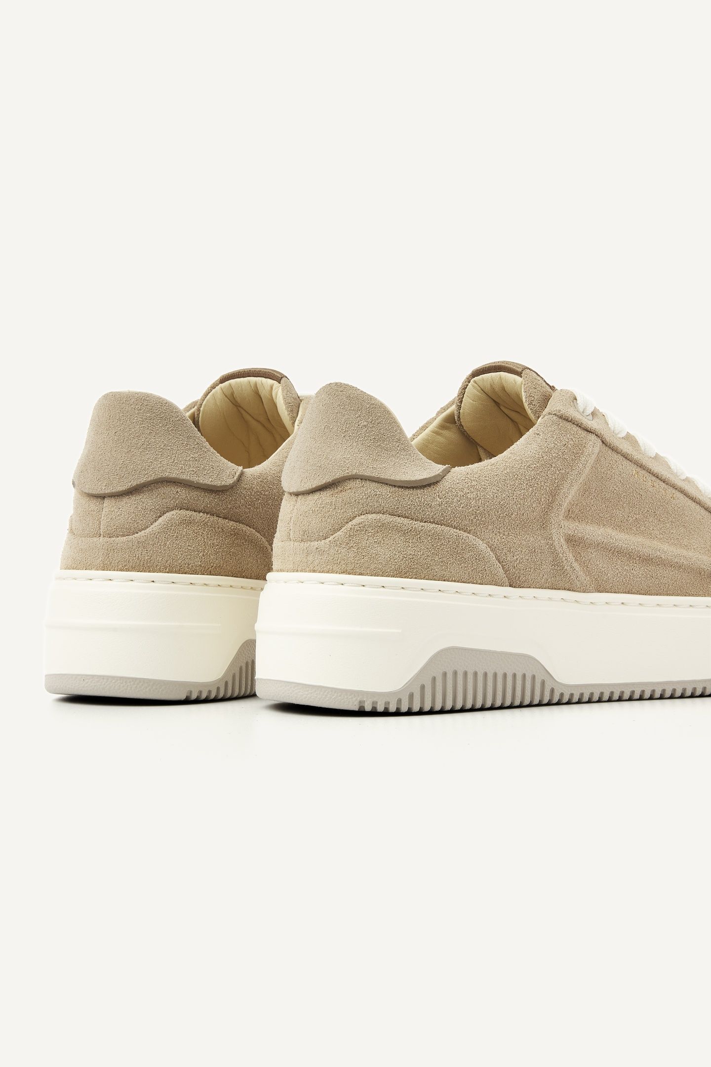 BASKET COLE (L) BEIGE SUEDE 2