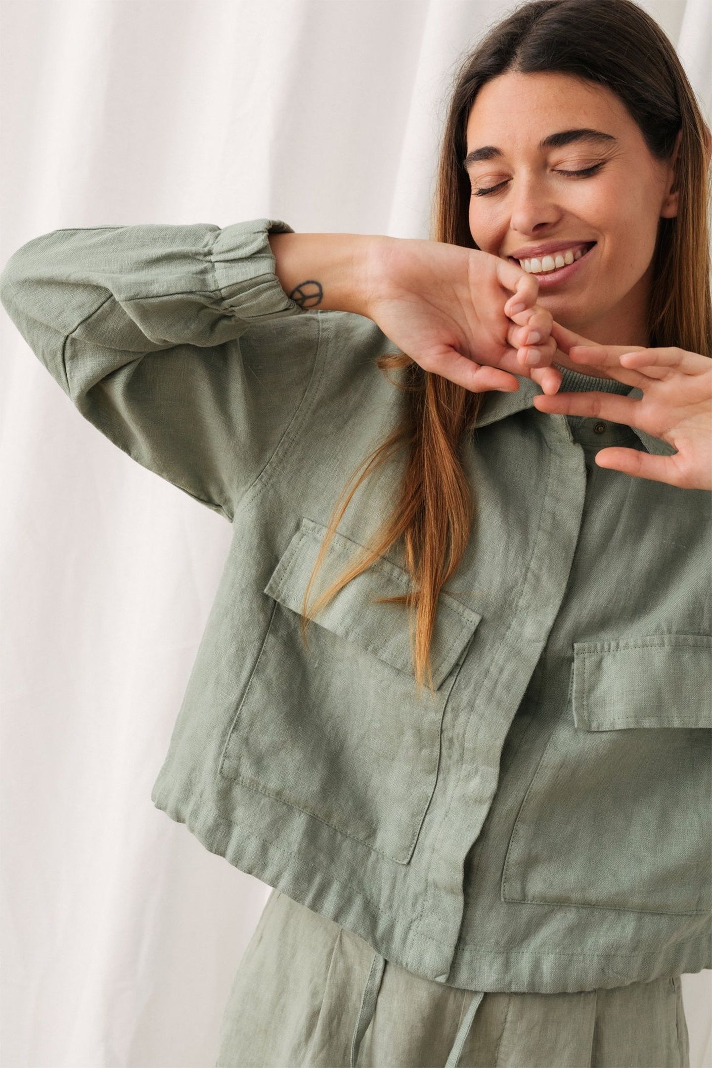 HIENGABAT JACKET DESERT SAGE GREEN 6