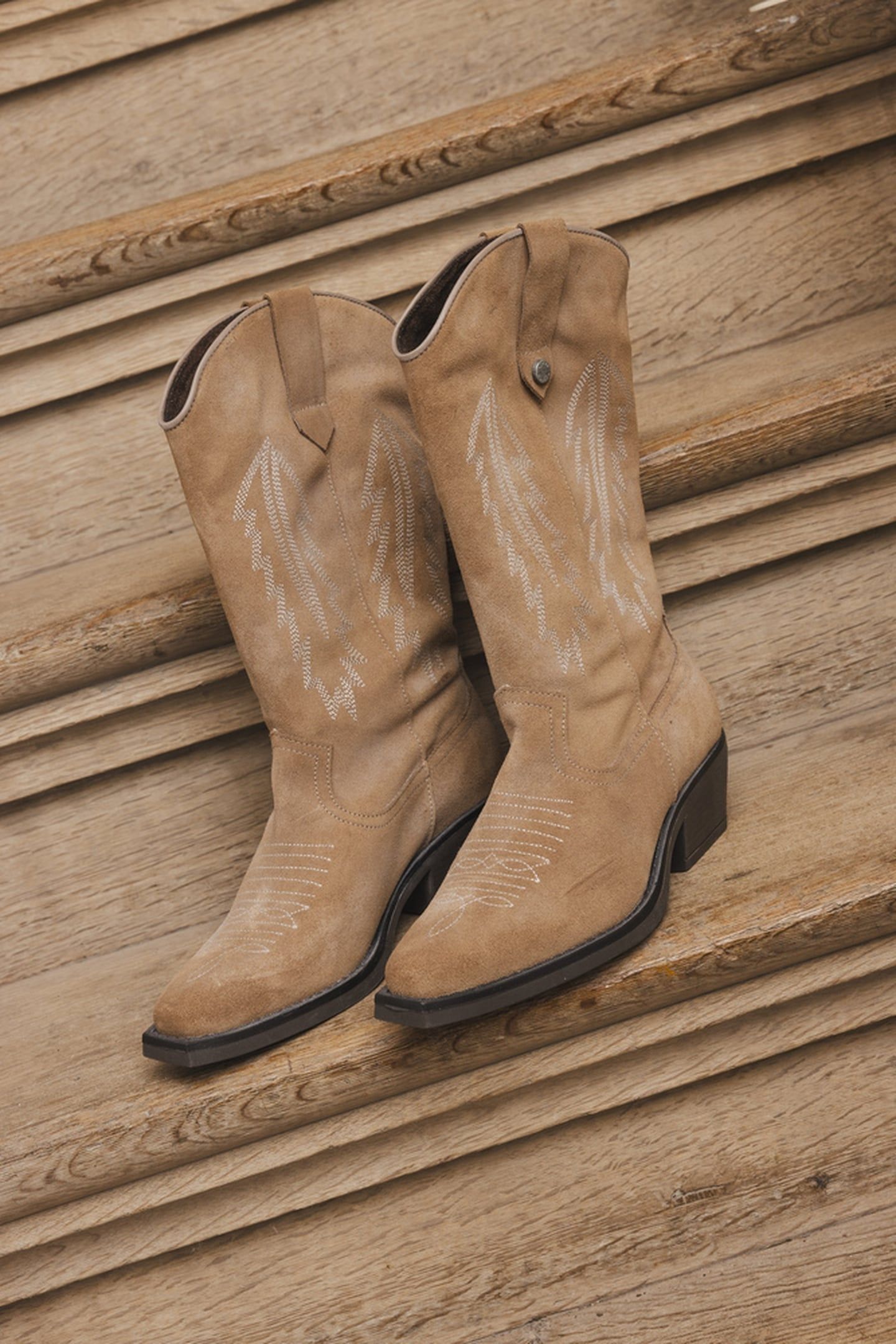 WALLACE BOOTS TAUPE SUEDE 1