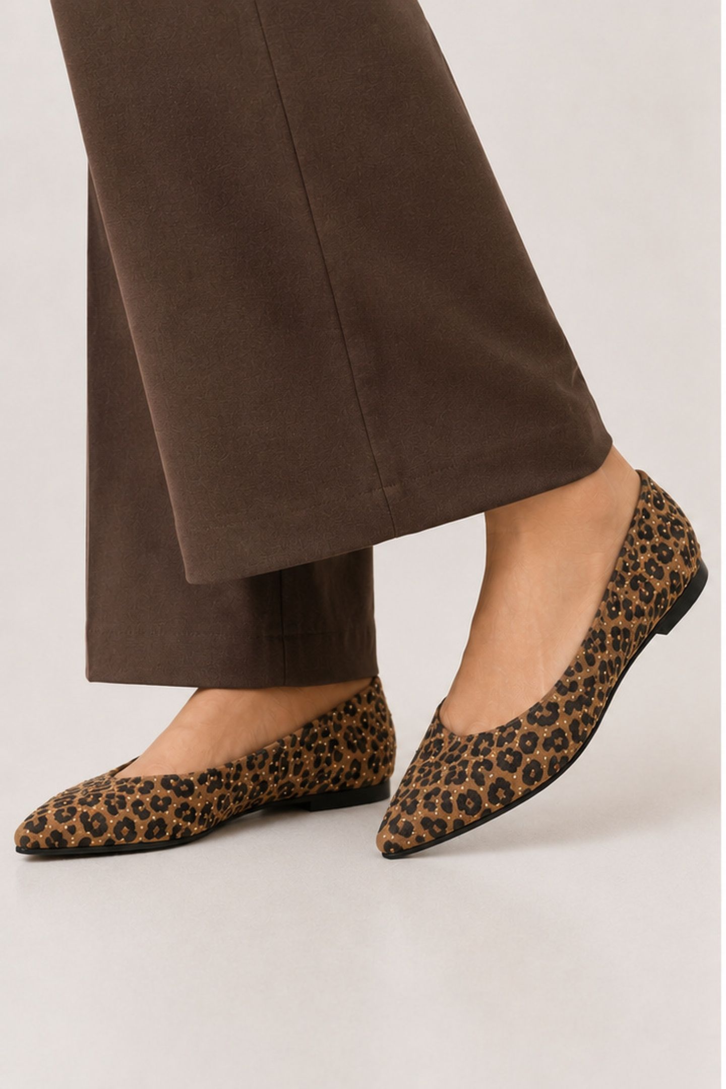 PORTO STUDS LEOPARD COGNAC / BLACK 3
